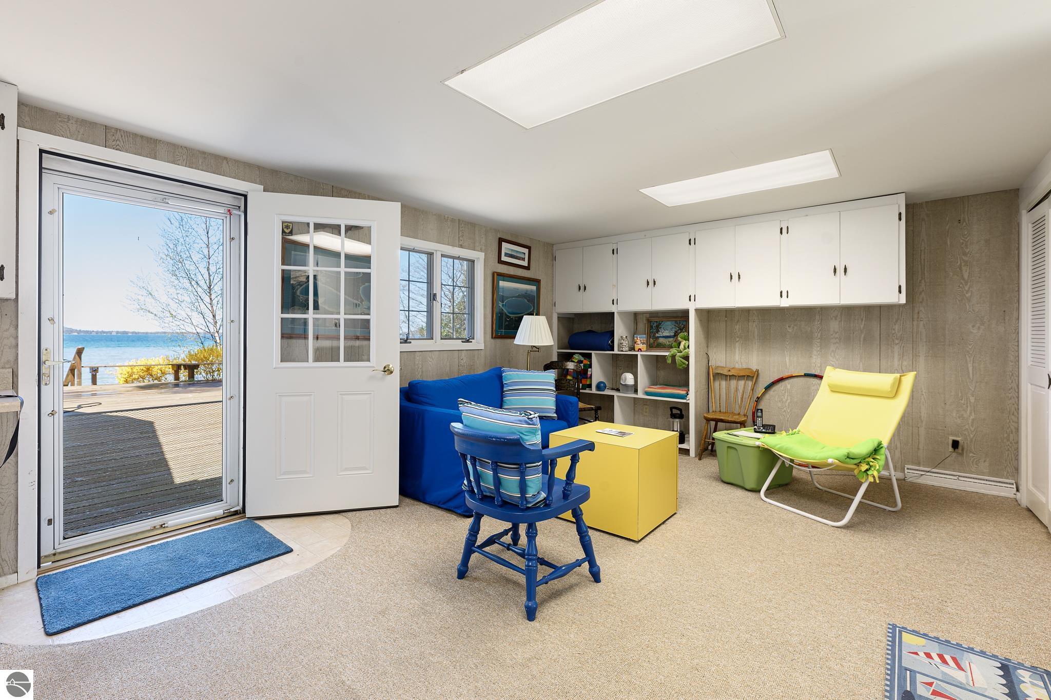 8432 S Dunns Farm Road