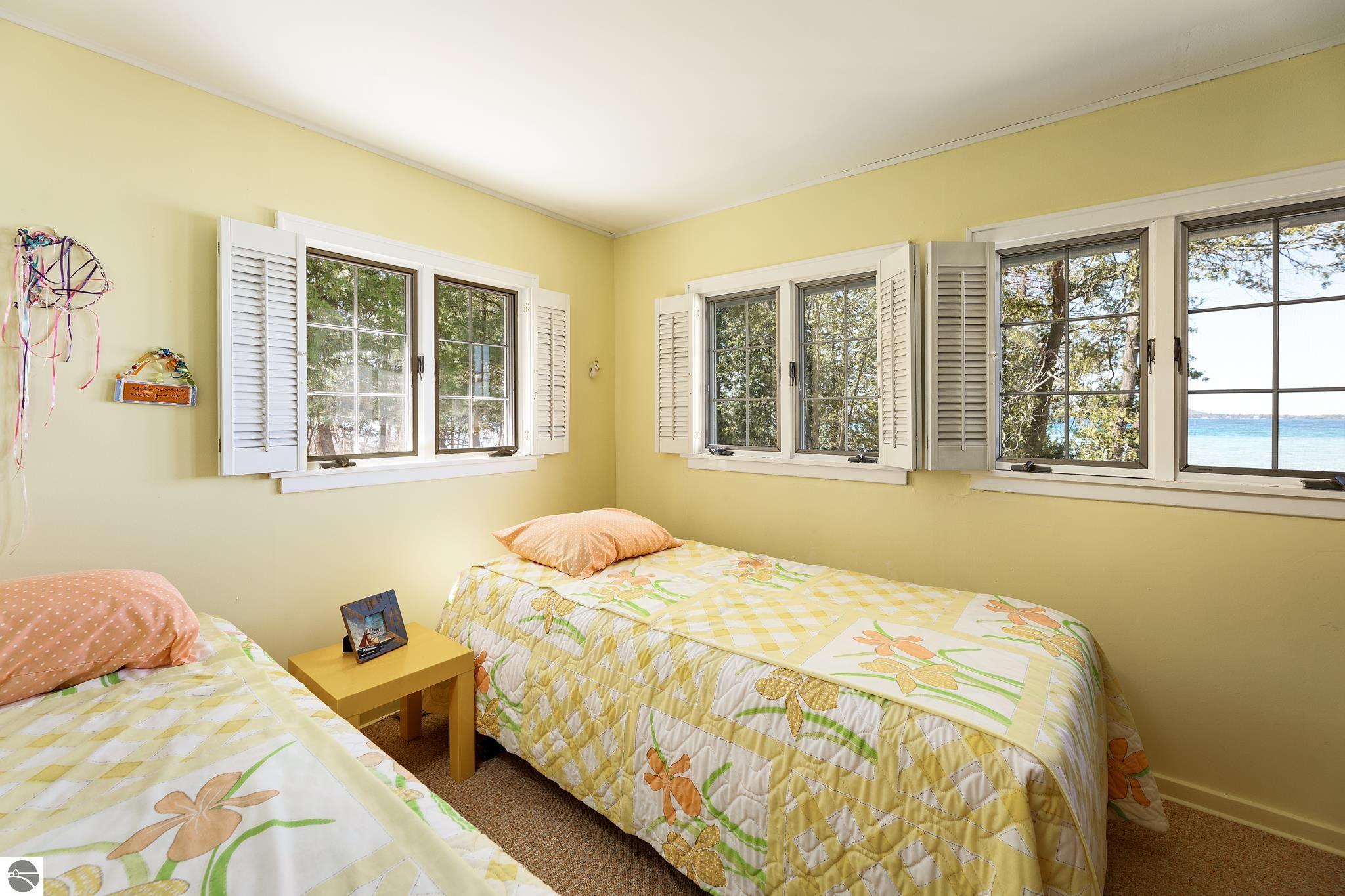 8432 S Dunns Farm Road