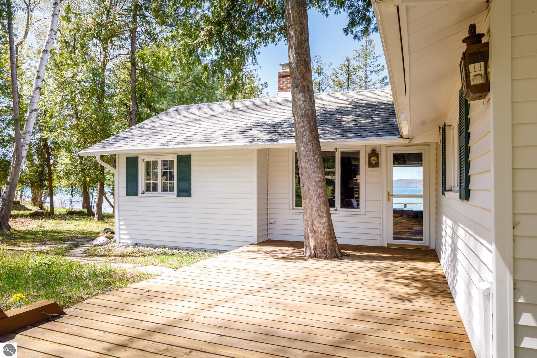 8432 S Dunns Farm Road