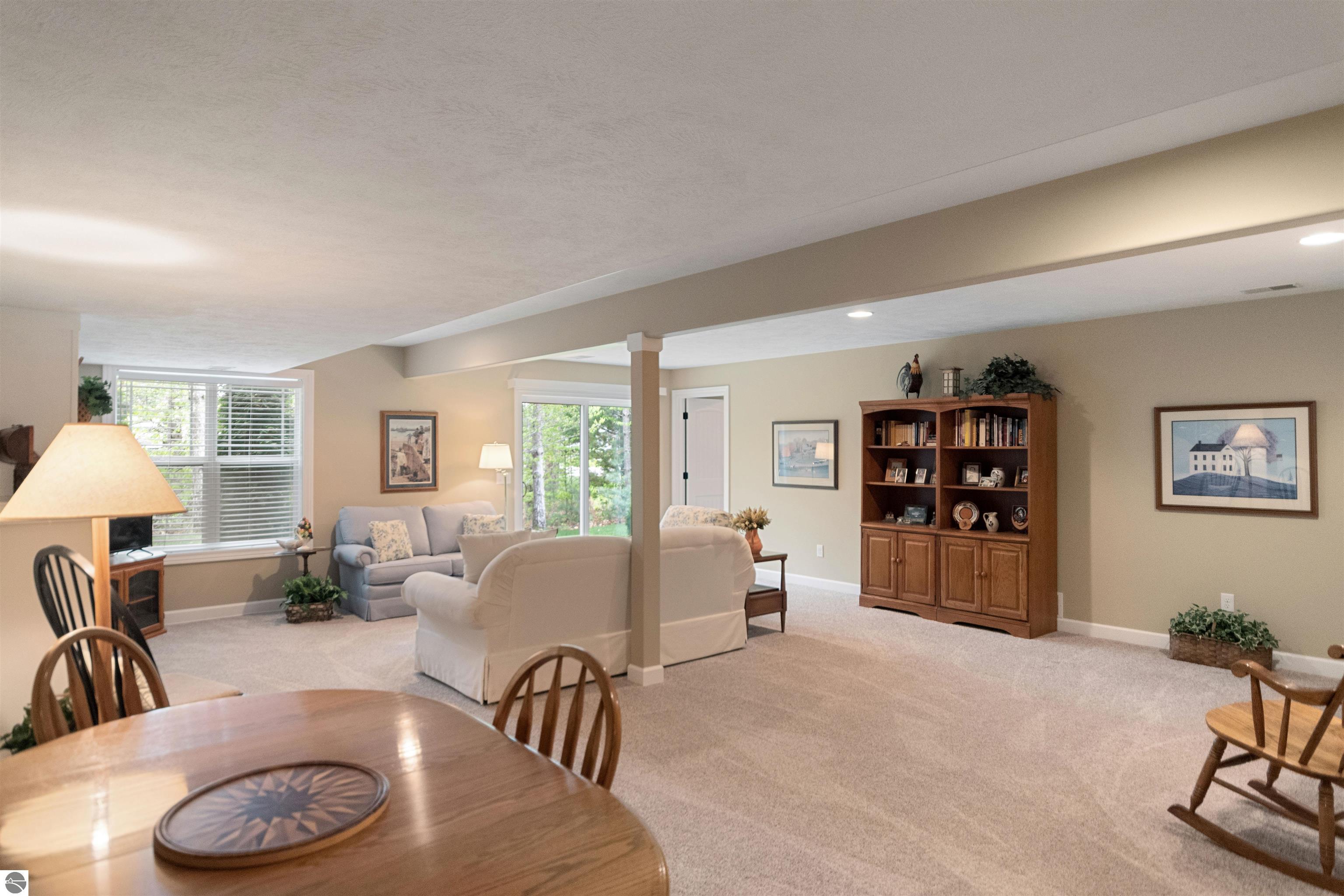 9806 King Fisher Trail