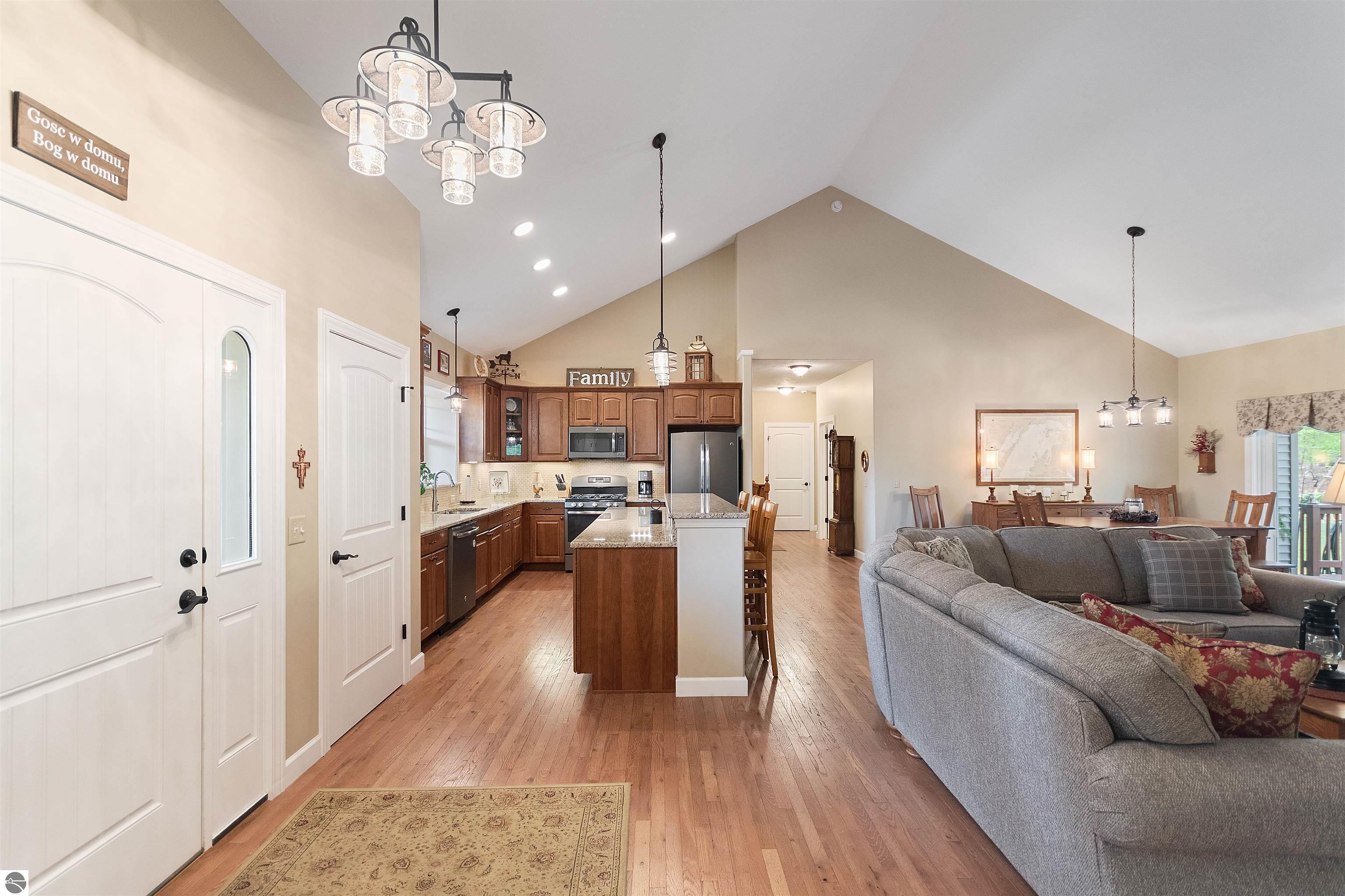 9806 King Fisher Trail