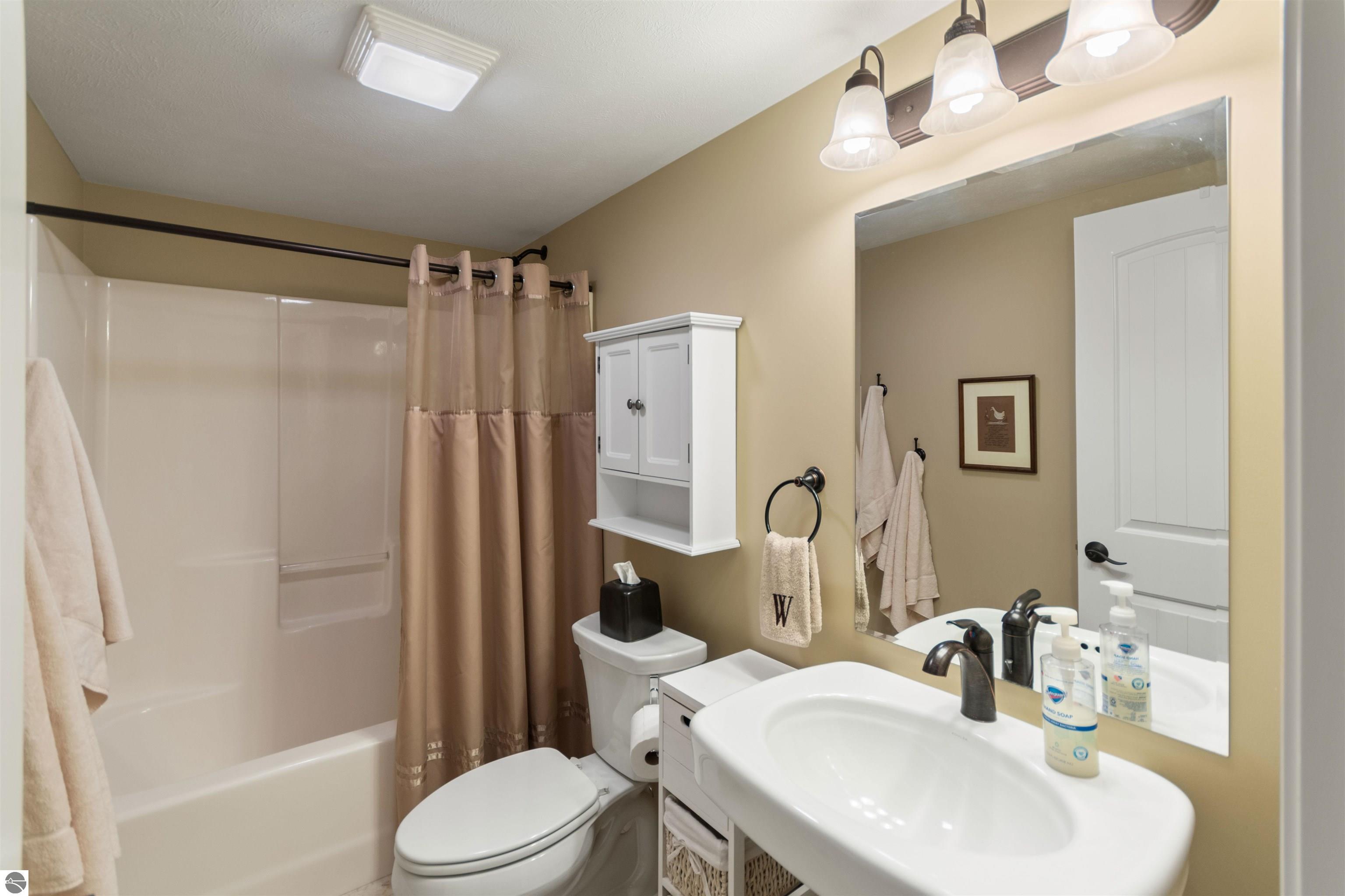 9806 King Fisher Trail