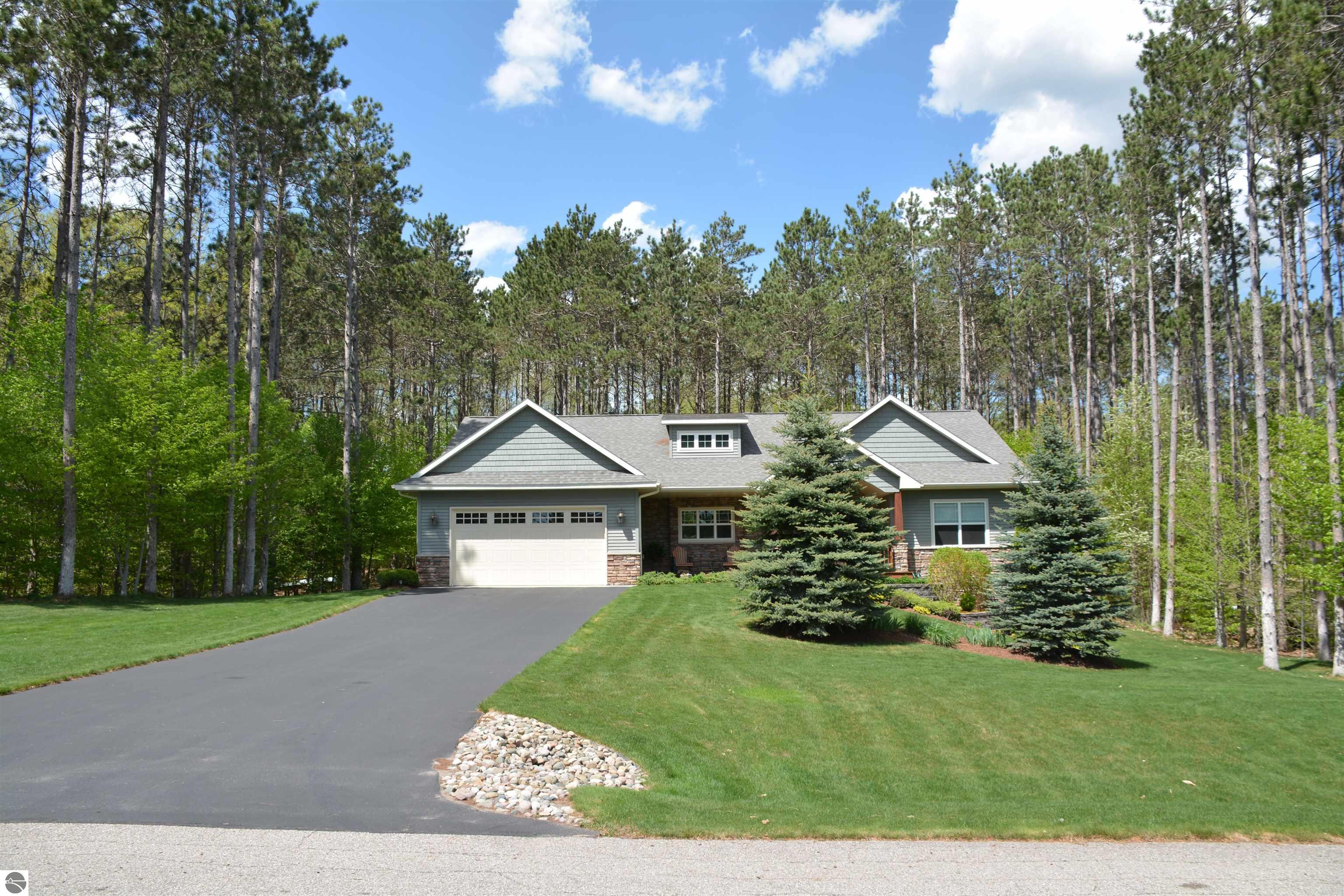 9806 King Fisher Trail