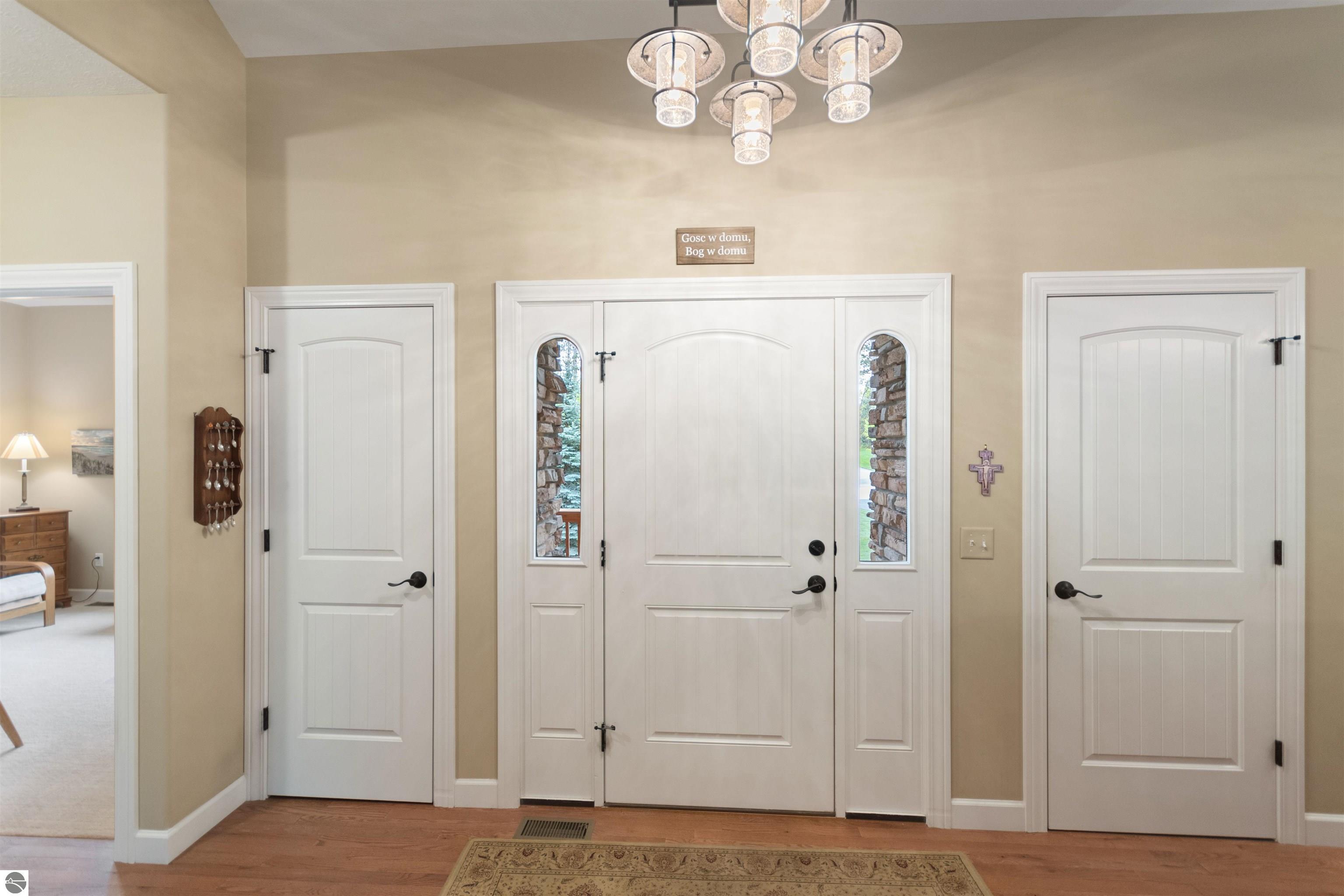 9806 King Fisher Trail