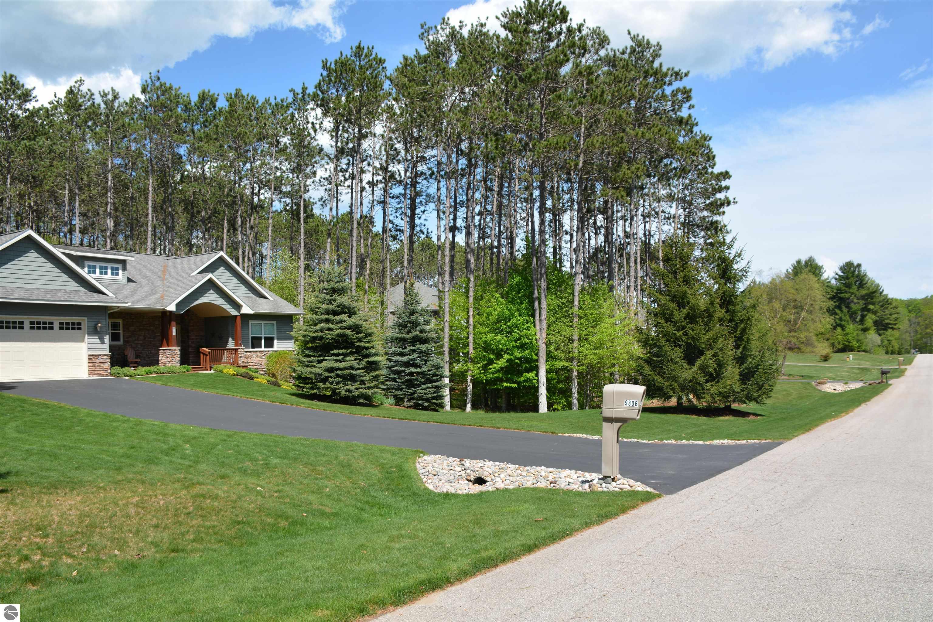 9806 King Fisher Trail