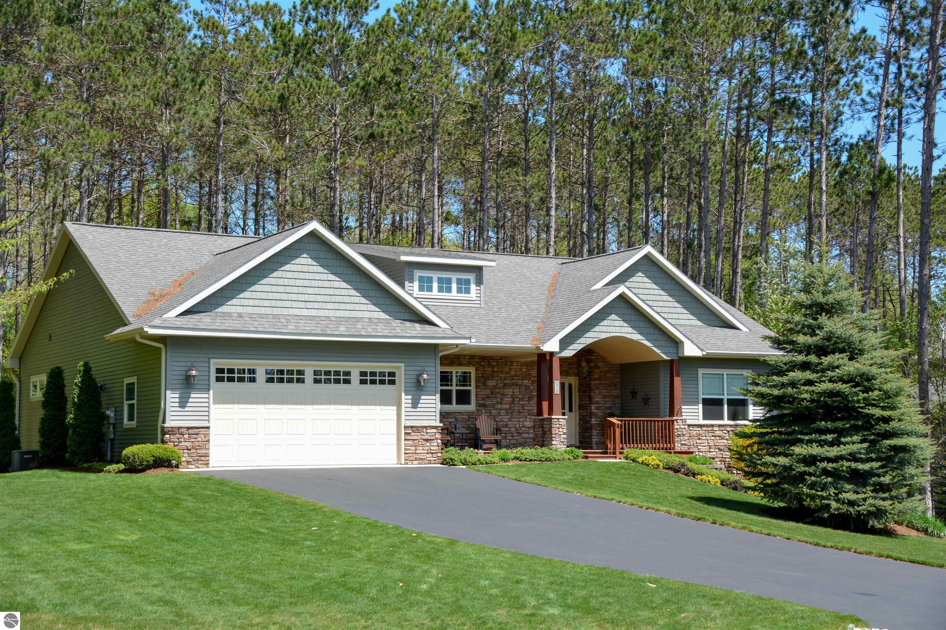 9806 King Fisher Trail