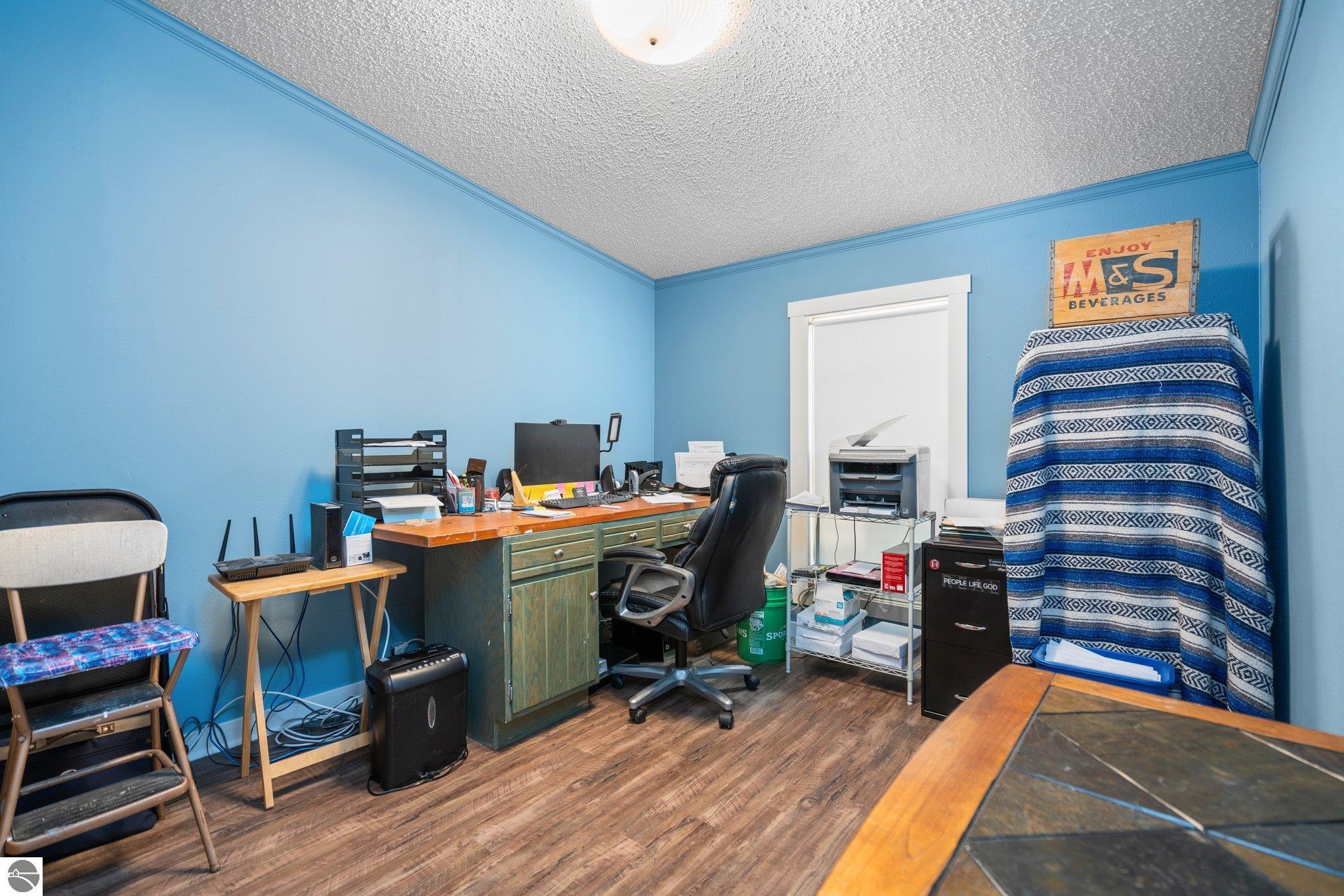 4442 N Ironwood Drive