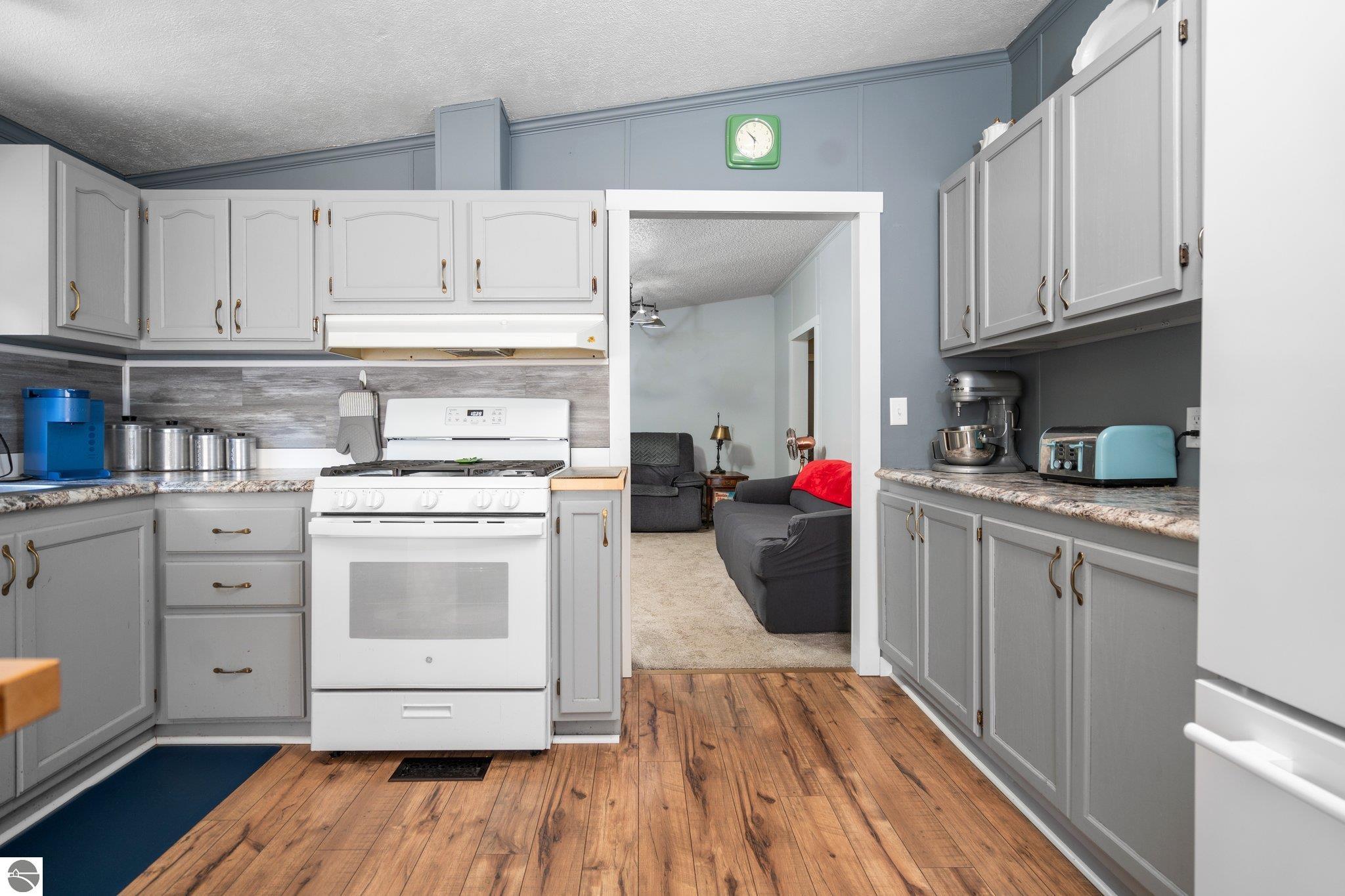 4442 N Ironwood Drive