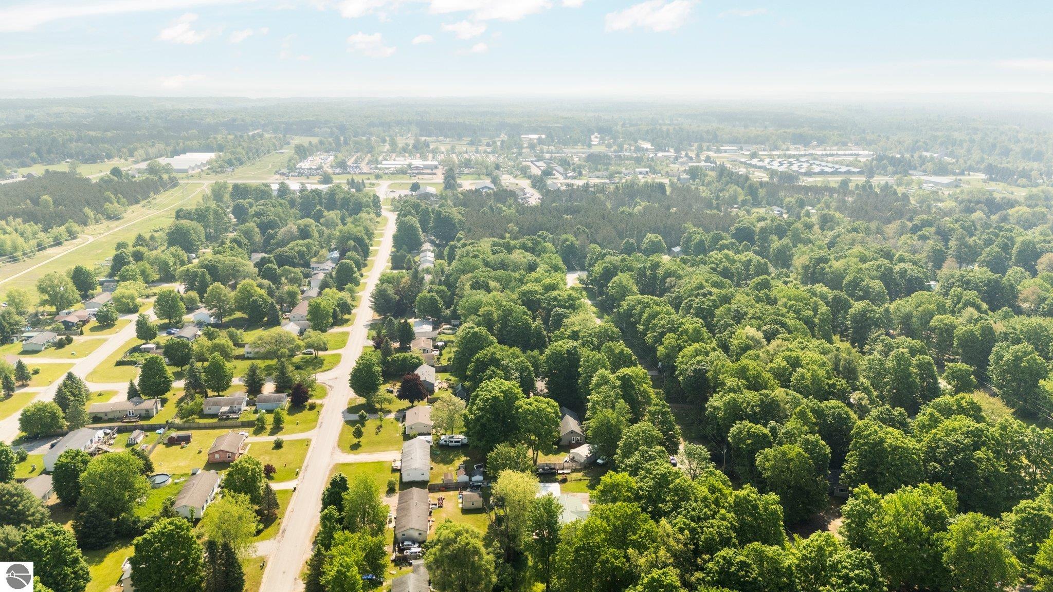 4442 N Ironwood Drive