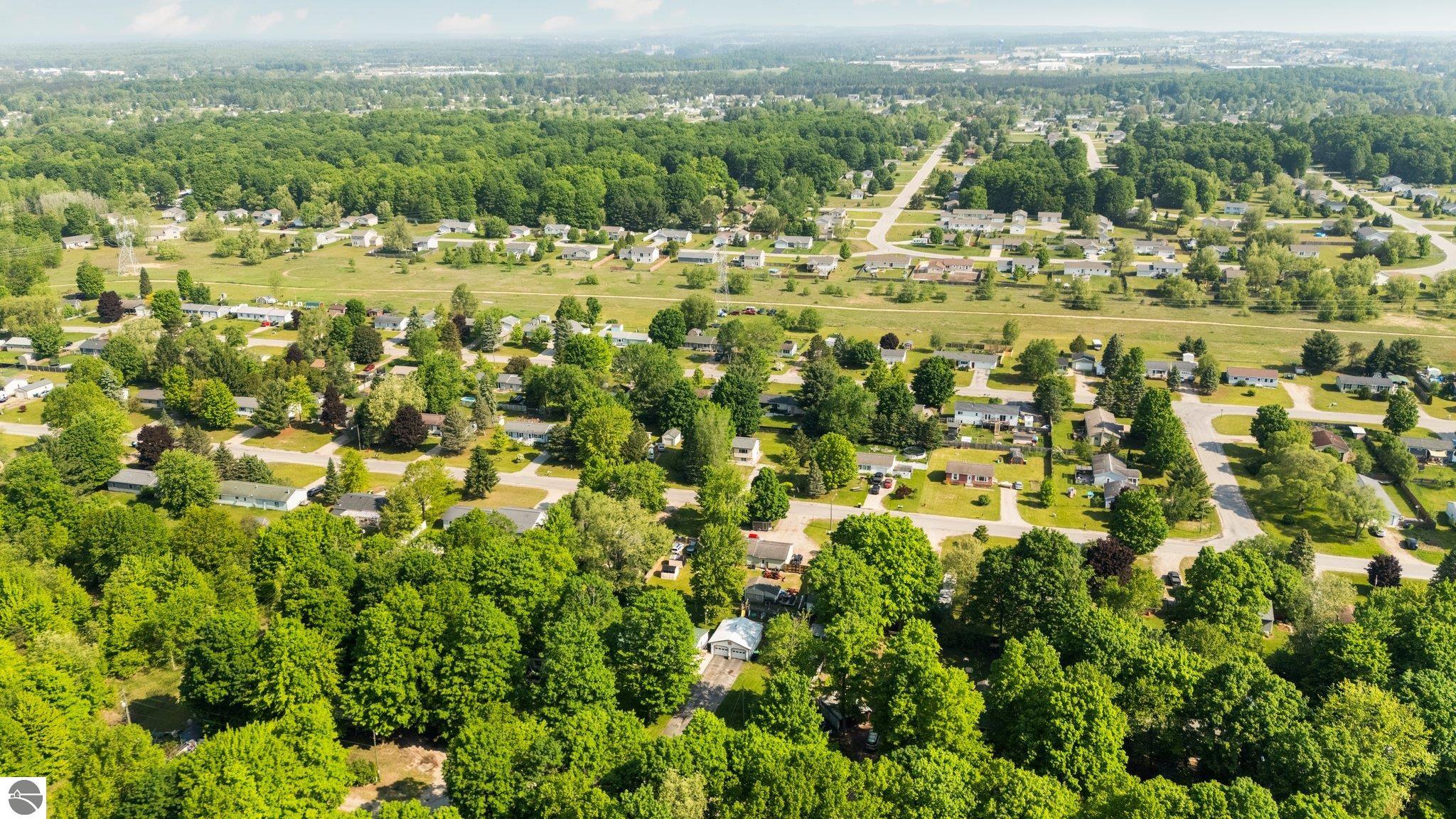 4442 N Ironwood Drive