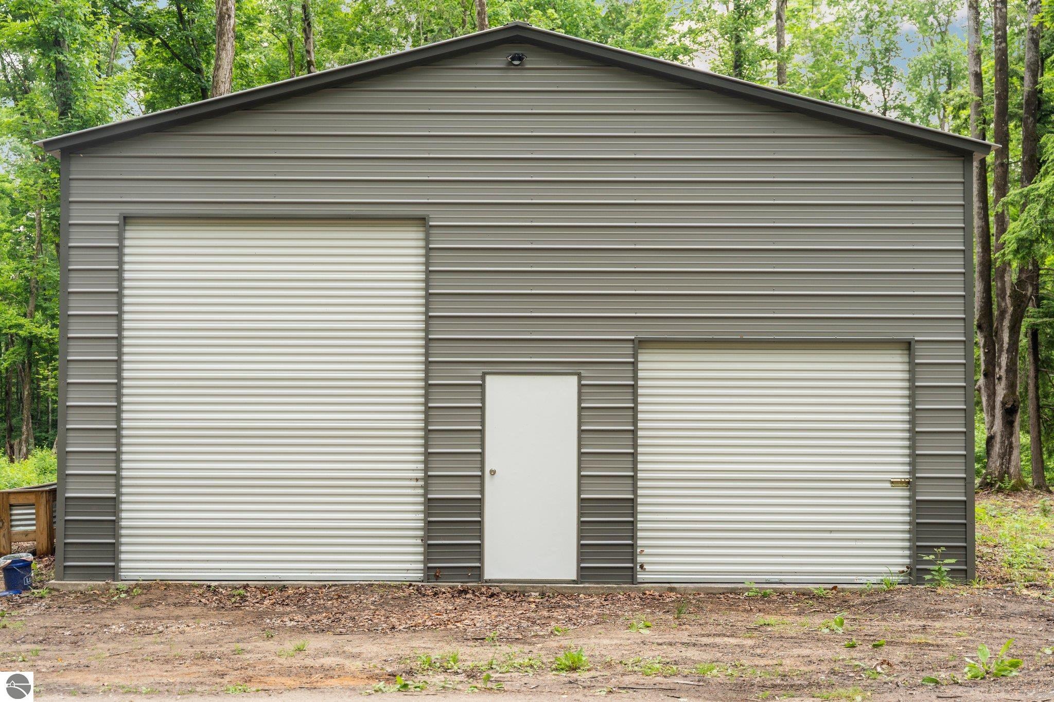 19545 Woodland Trail