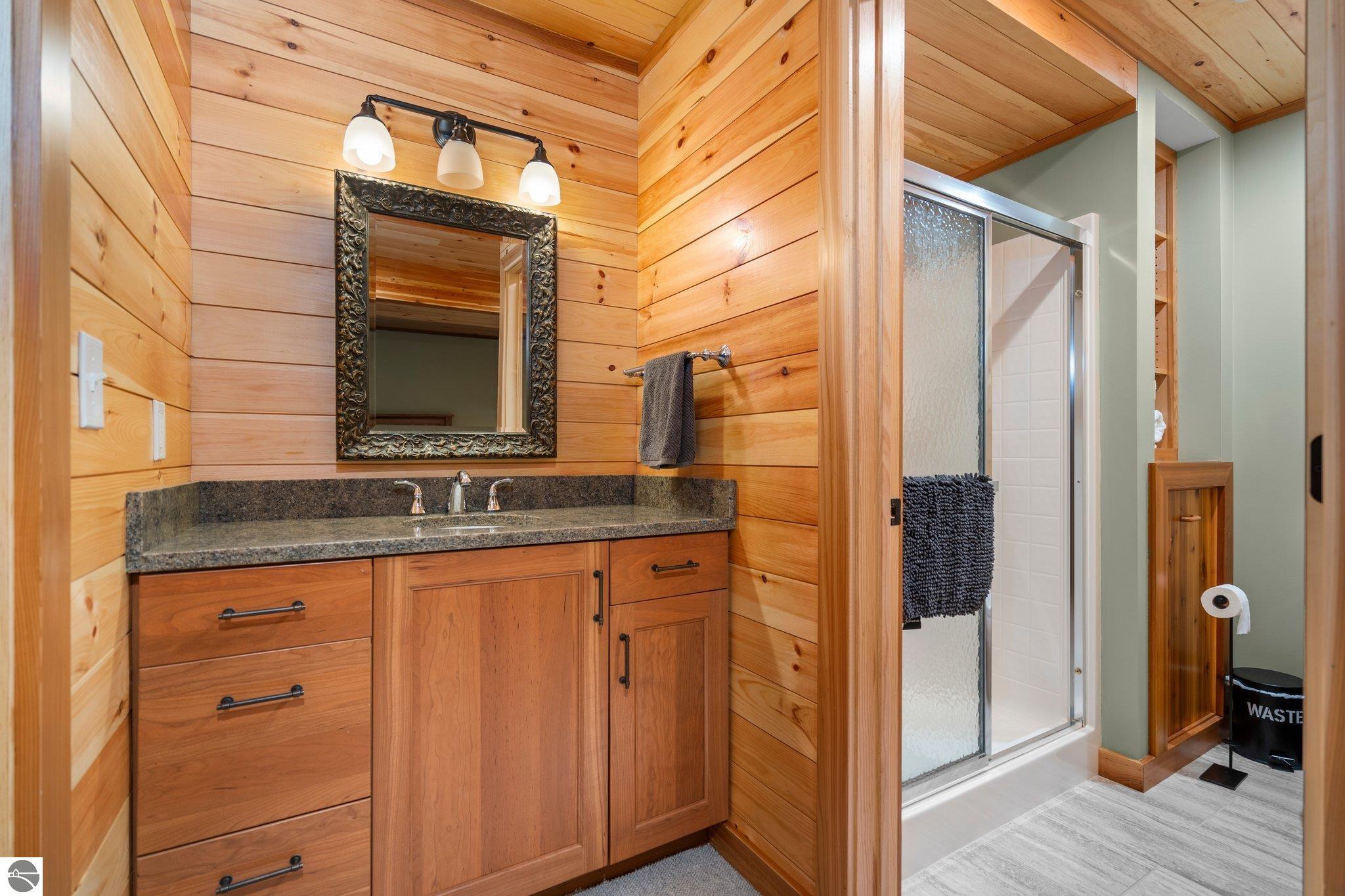 19545 Woodland Trail