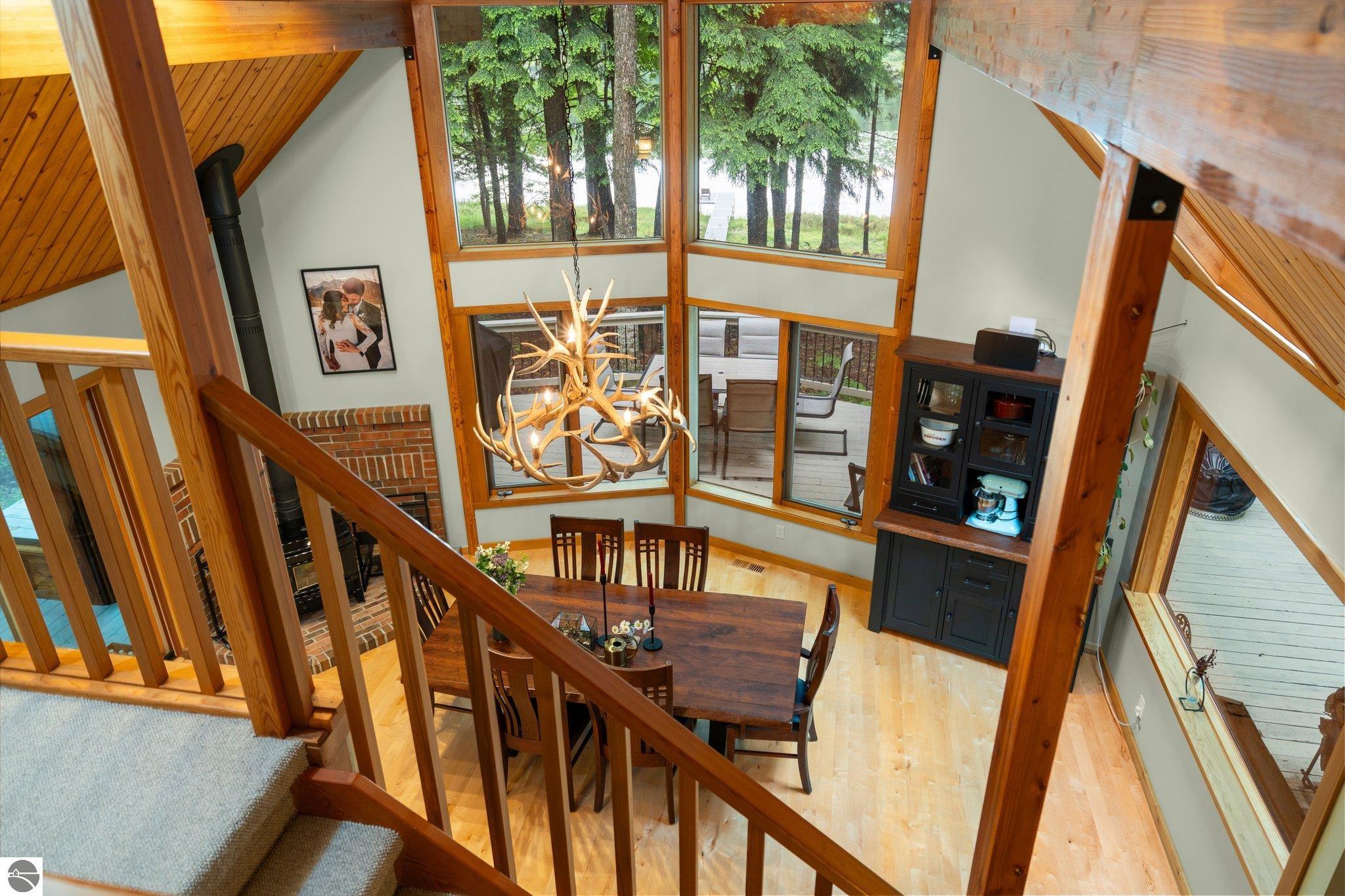 19545 Woodland Trail