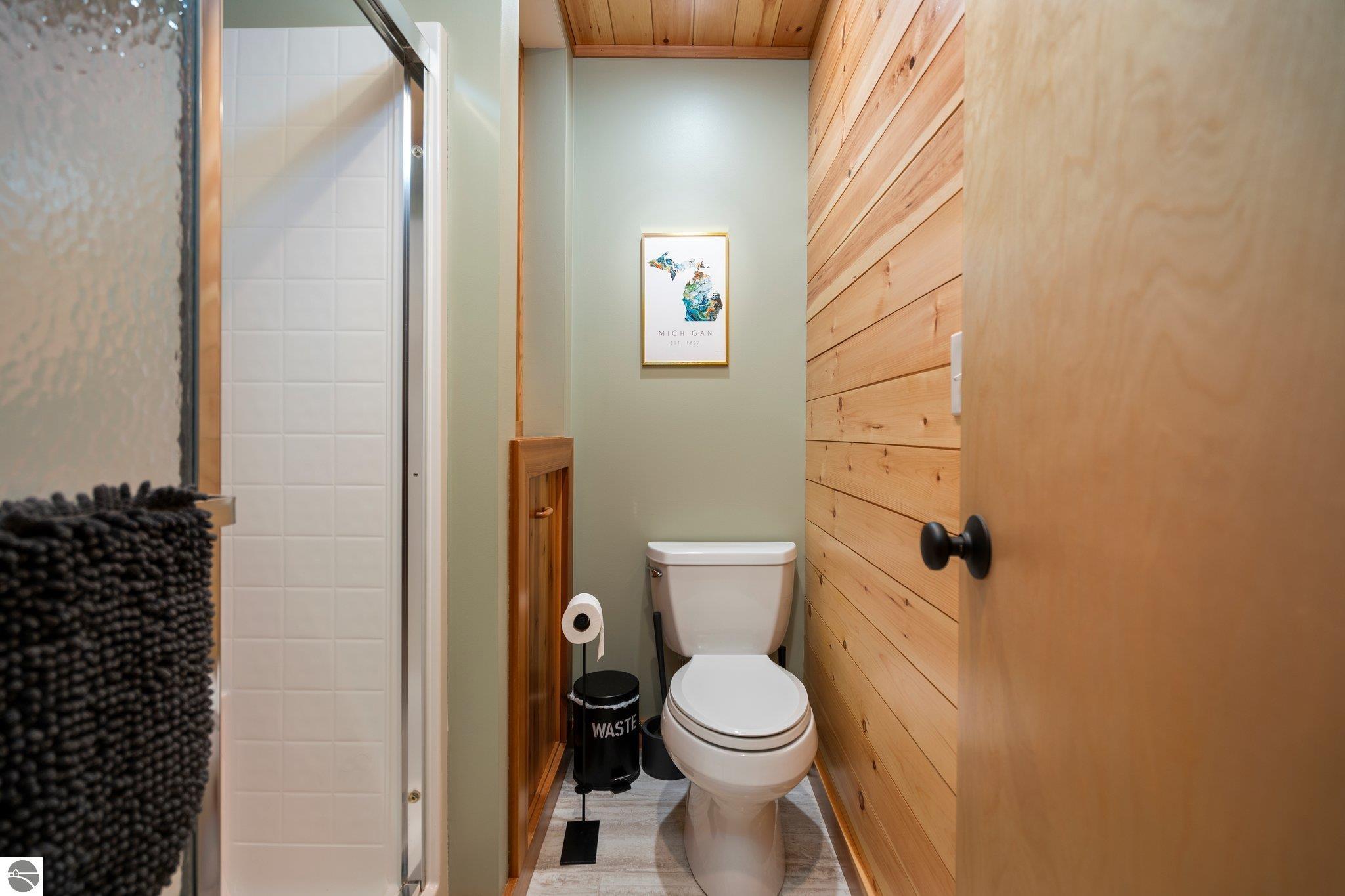 19545 Woodland Trail