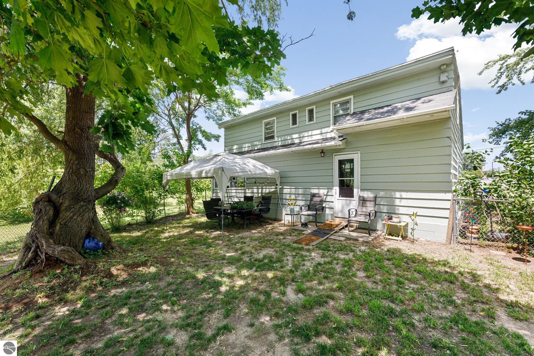 10500 E Traverse Highway