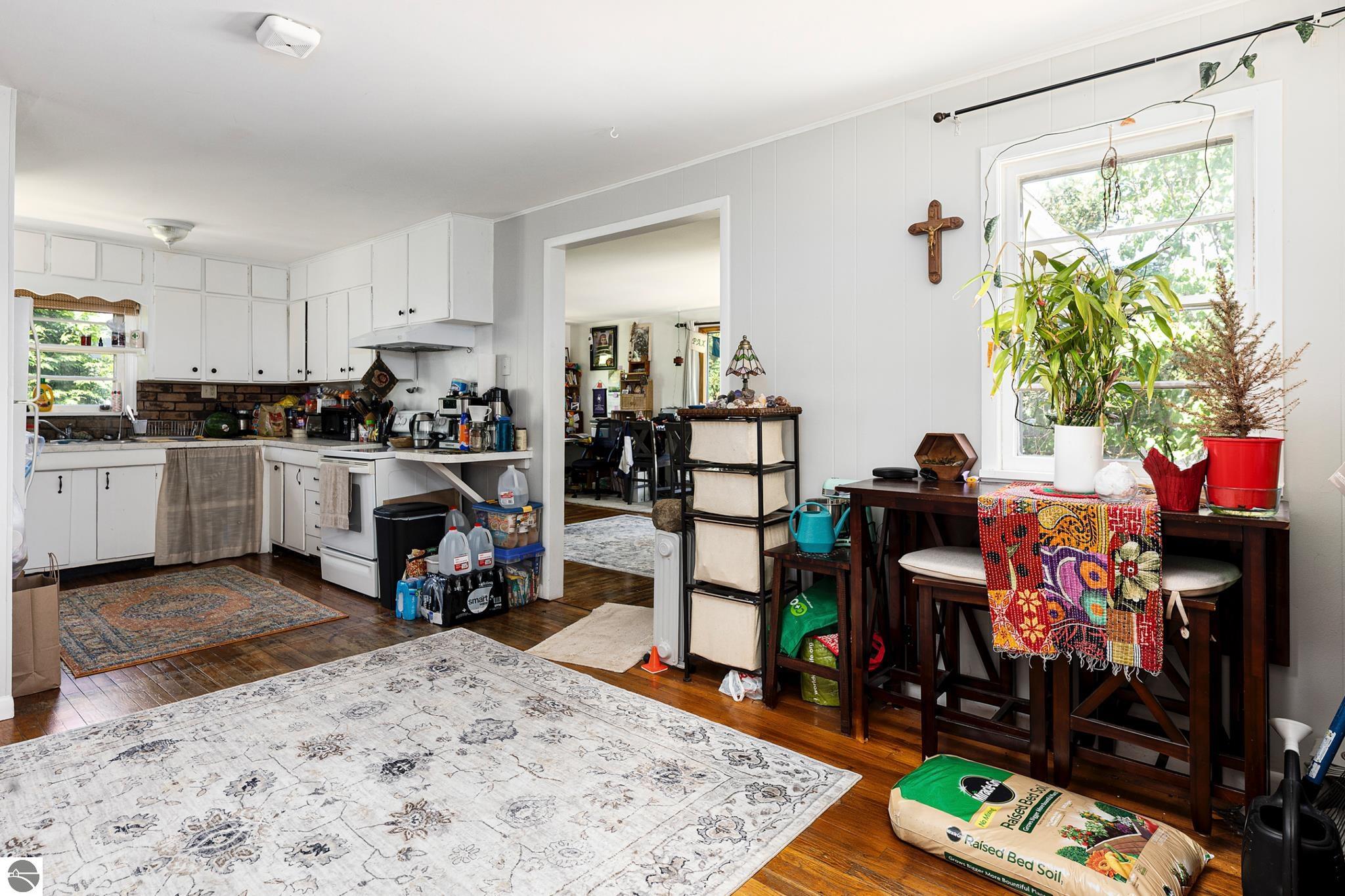 10500 E Traverse Highway