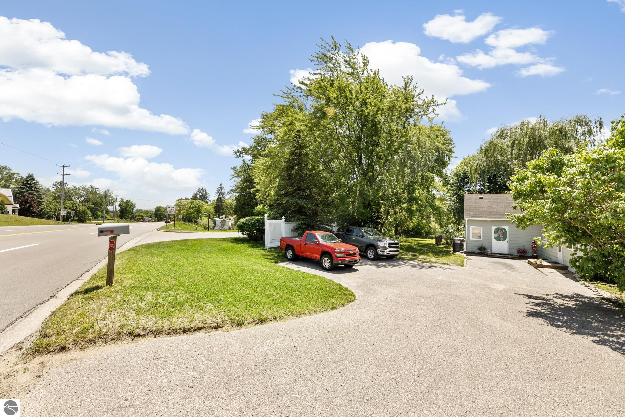 10500 E Traverse Highway