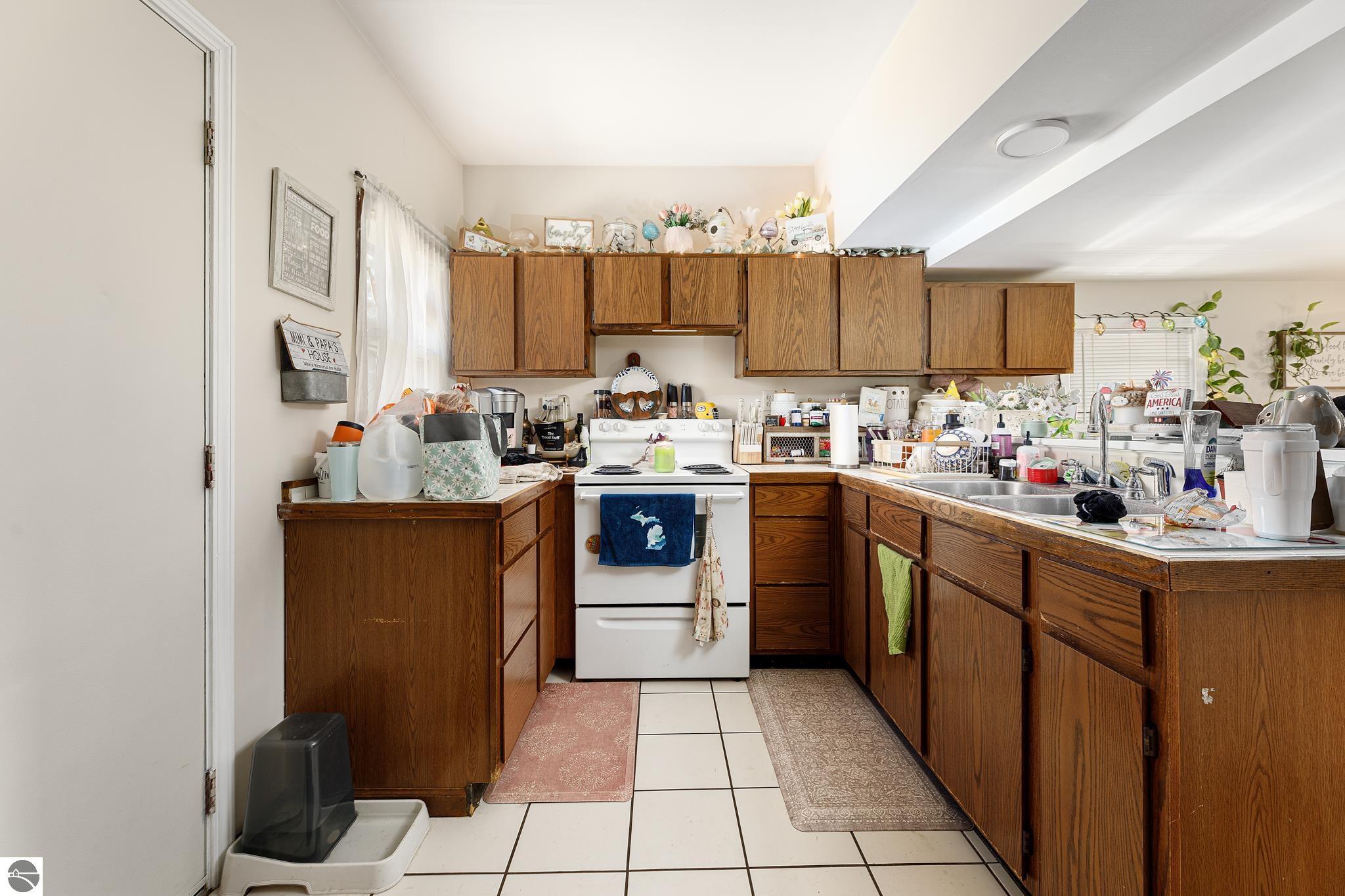 10500 E Traverse Highway