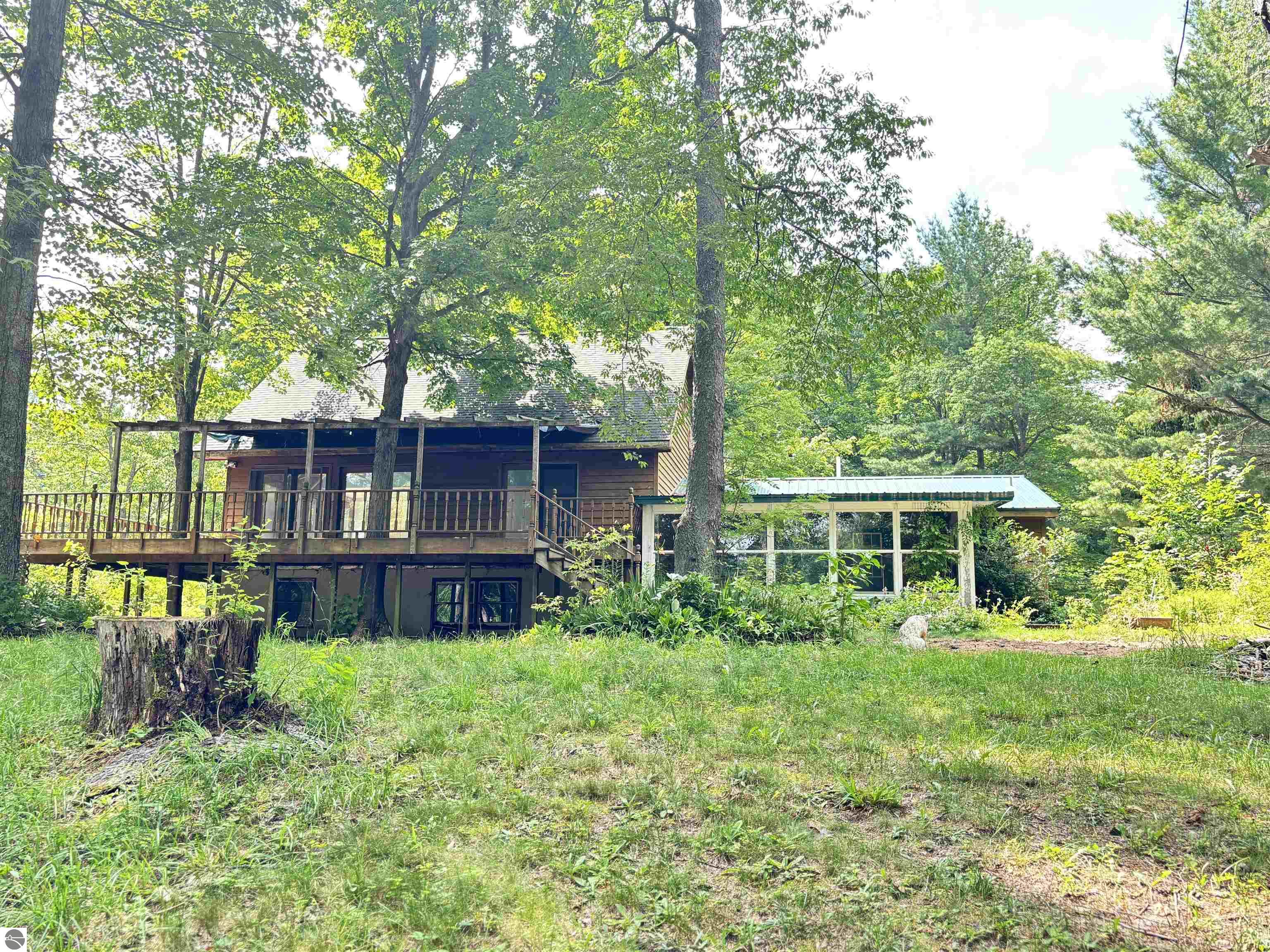 1693 Lake Louise Road