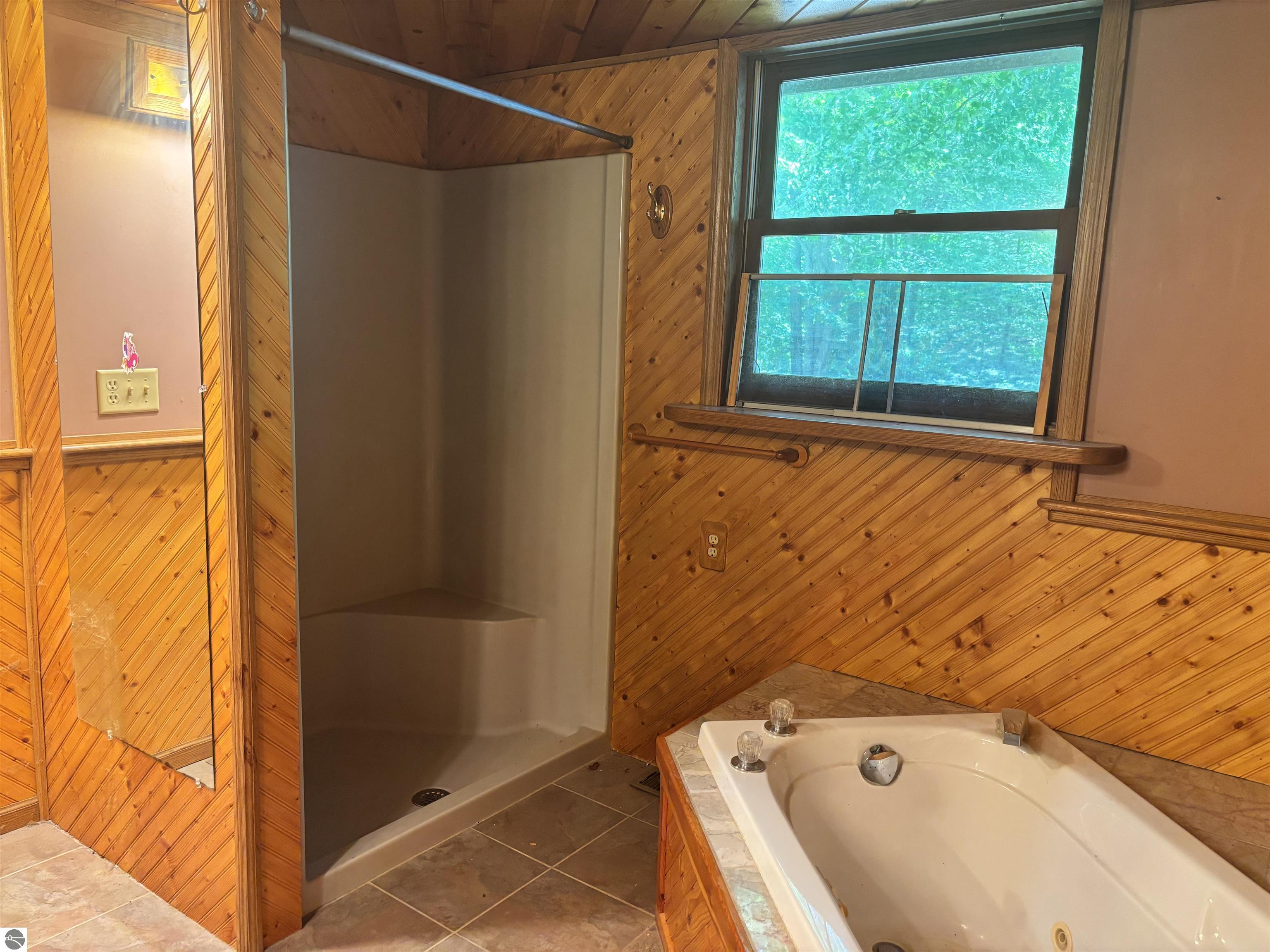 1693 Lake Louise Road