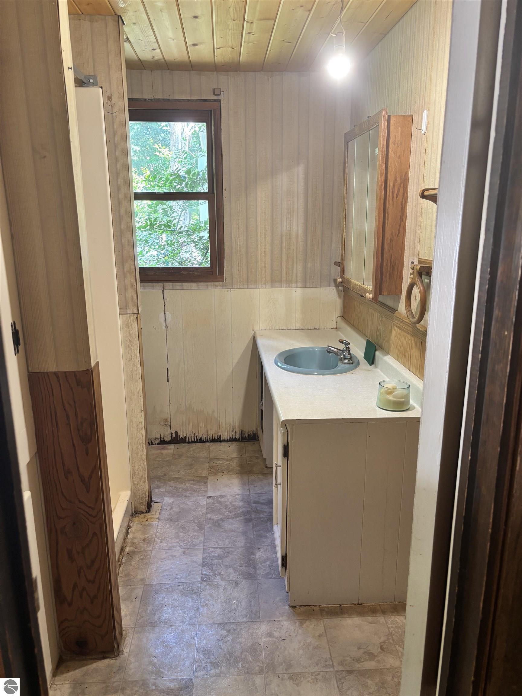 1693 Lake Louise Road