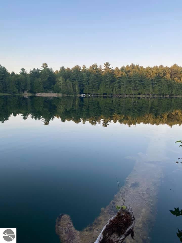 1693 Lake Louise Road