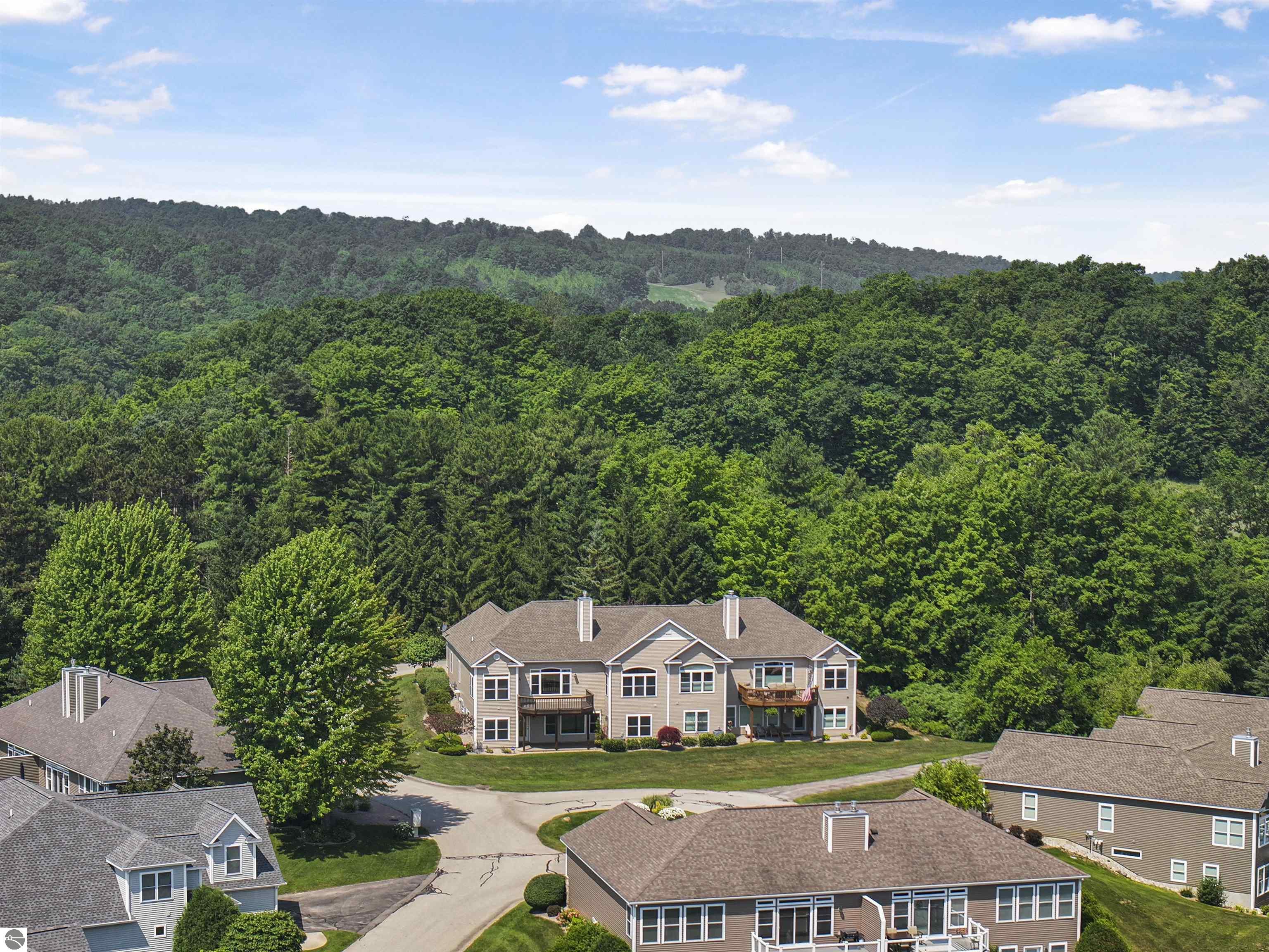 898 N Bay Cliff Drive # 25, Suttons Bay Unit: 25