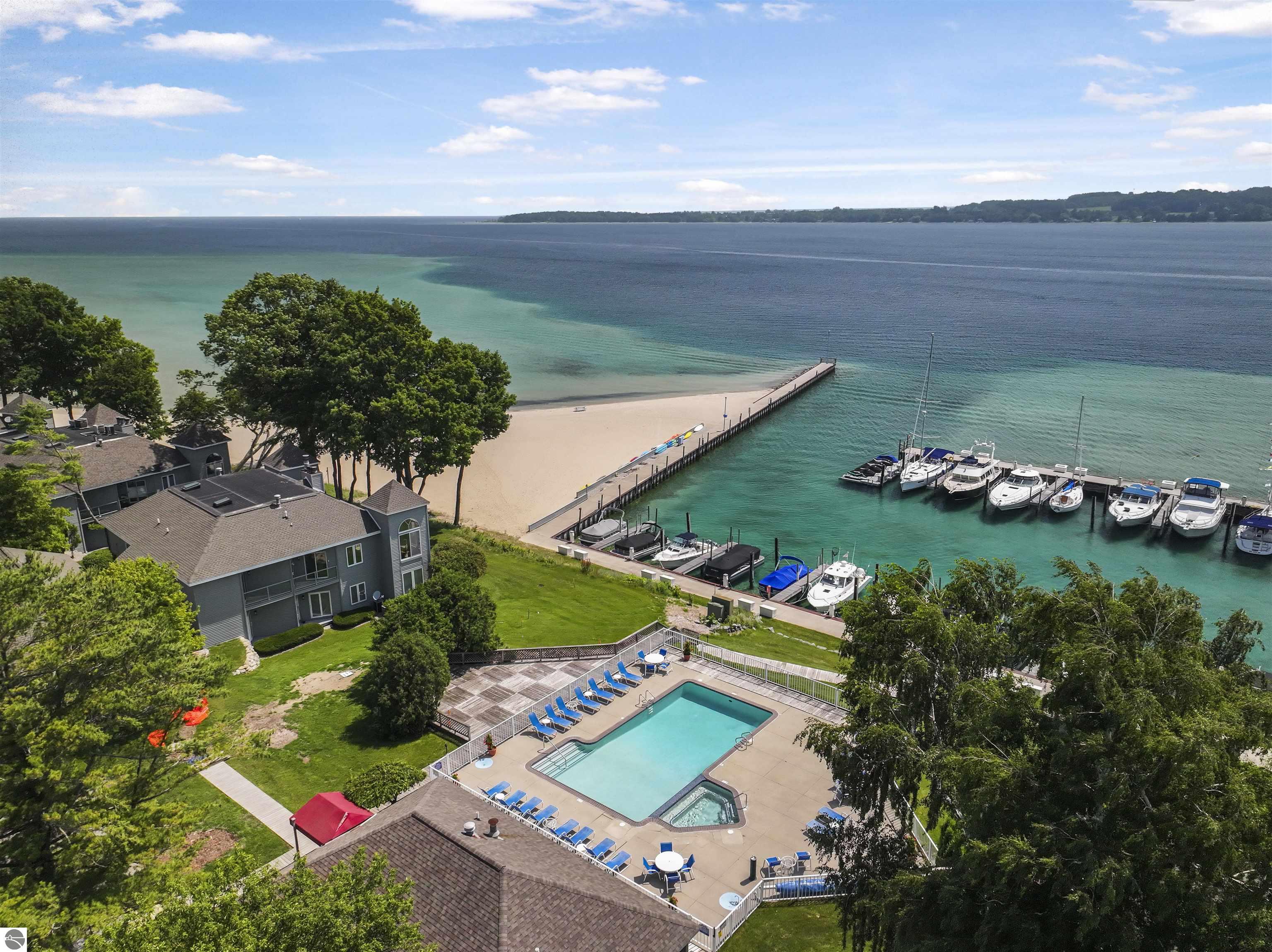 898 N Bay Cliff Drive # 25, Suttons Bay Unit: 25