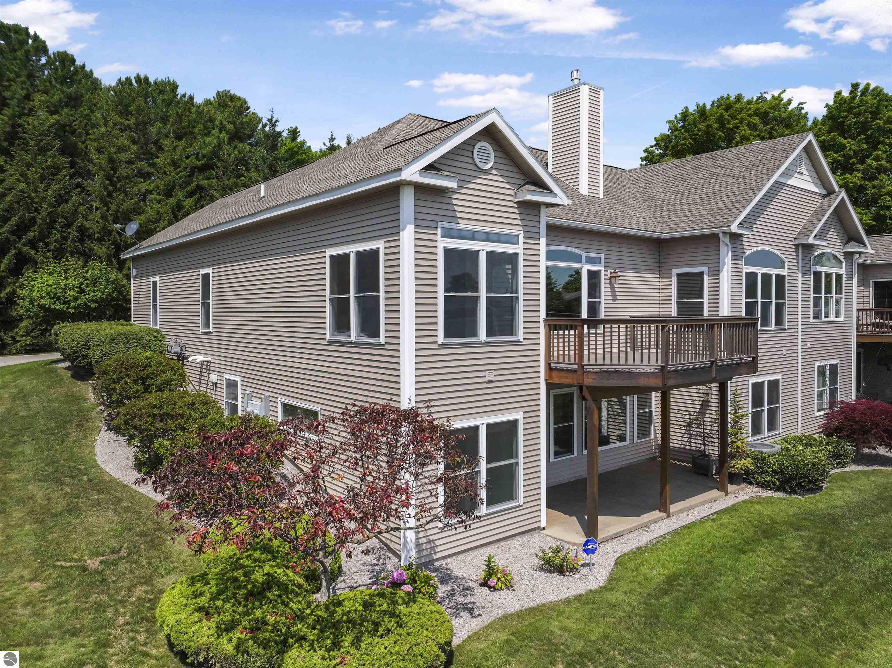 898 N Bay Cliff Drive # 25, Suttons Bay Unit: 25