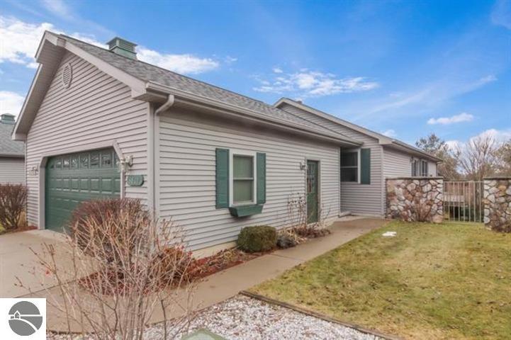 3819 Creekside Drive
