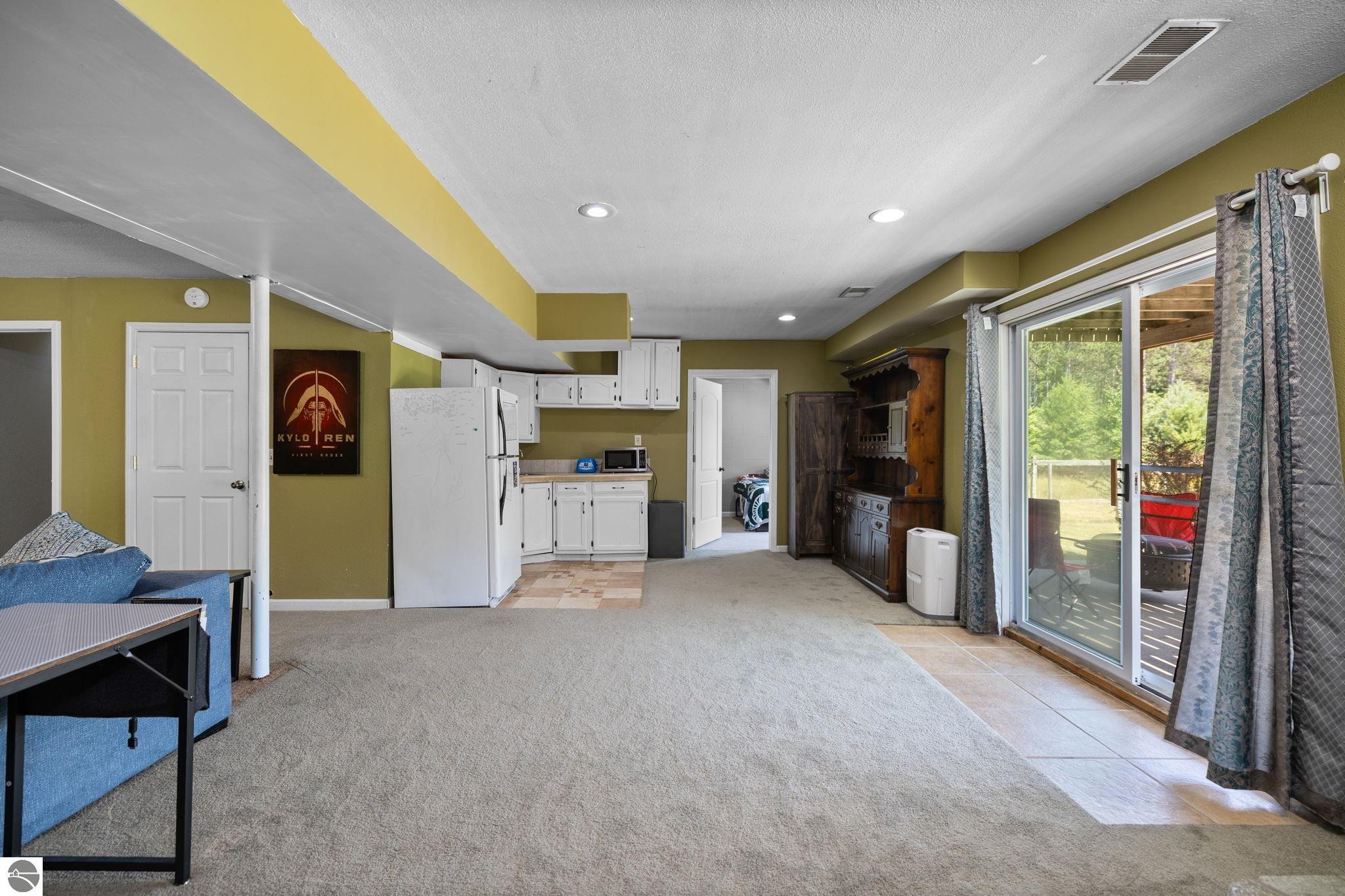 8433 Dell Road