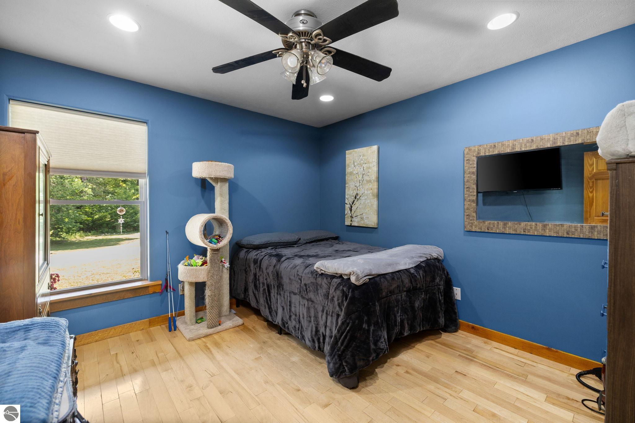 8433 Dell Road