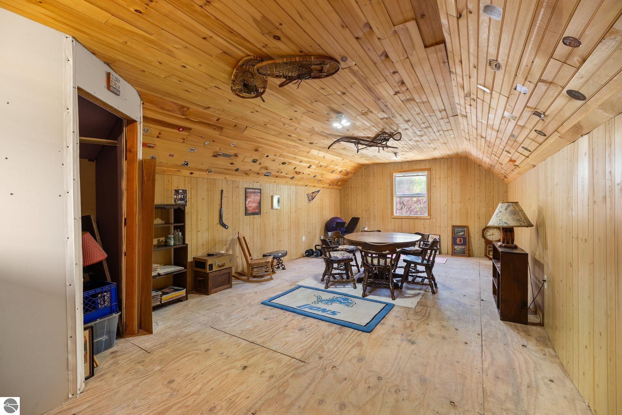 8433 Dell Road