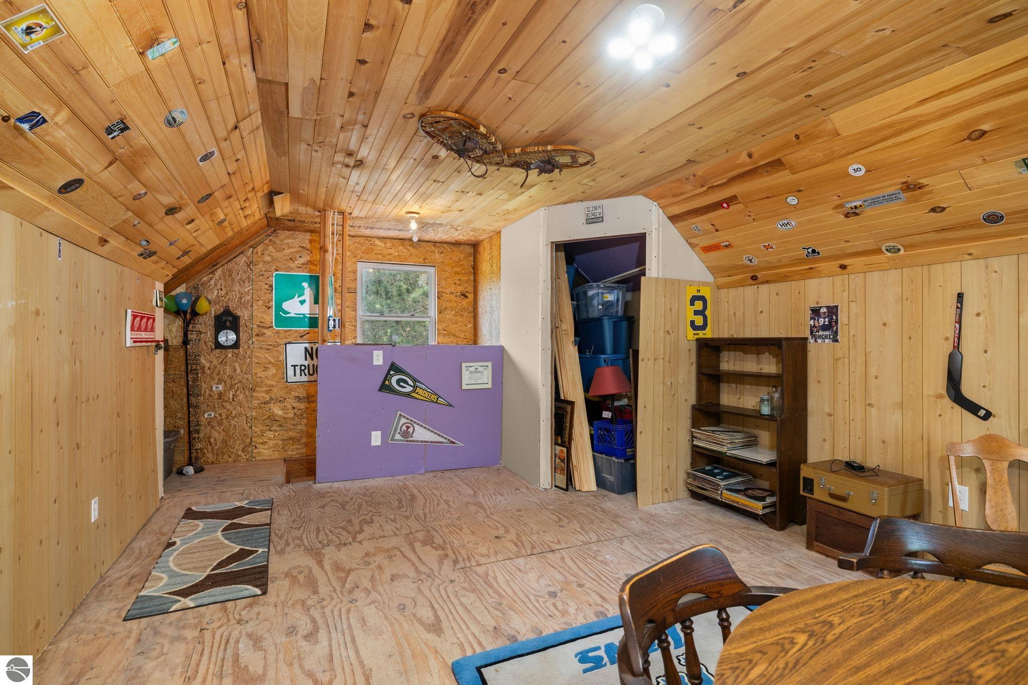8433 Dell Road