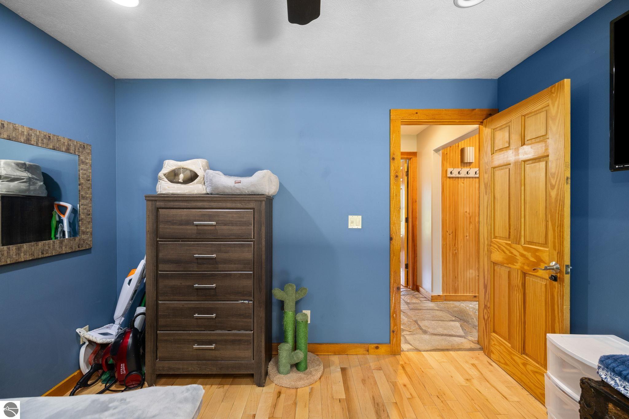 8433 Dell Road