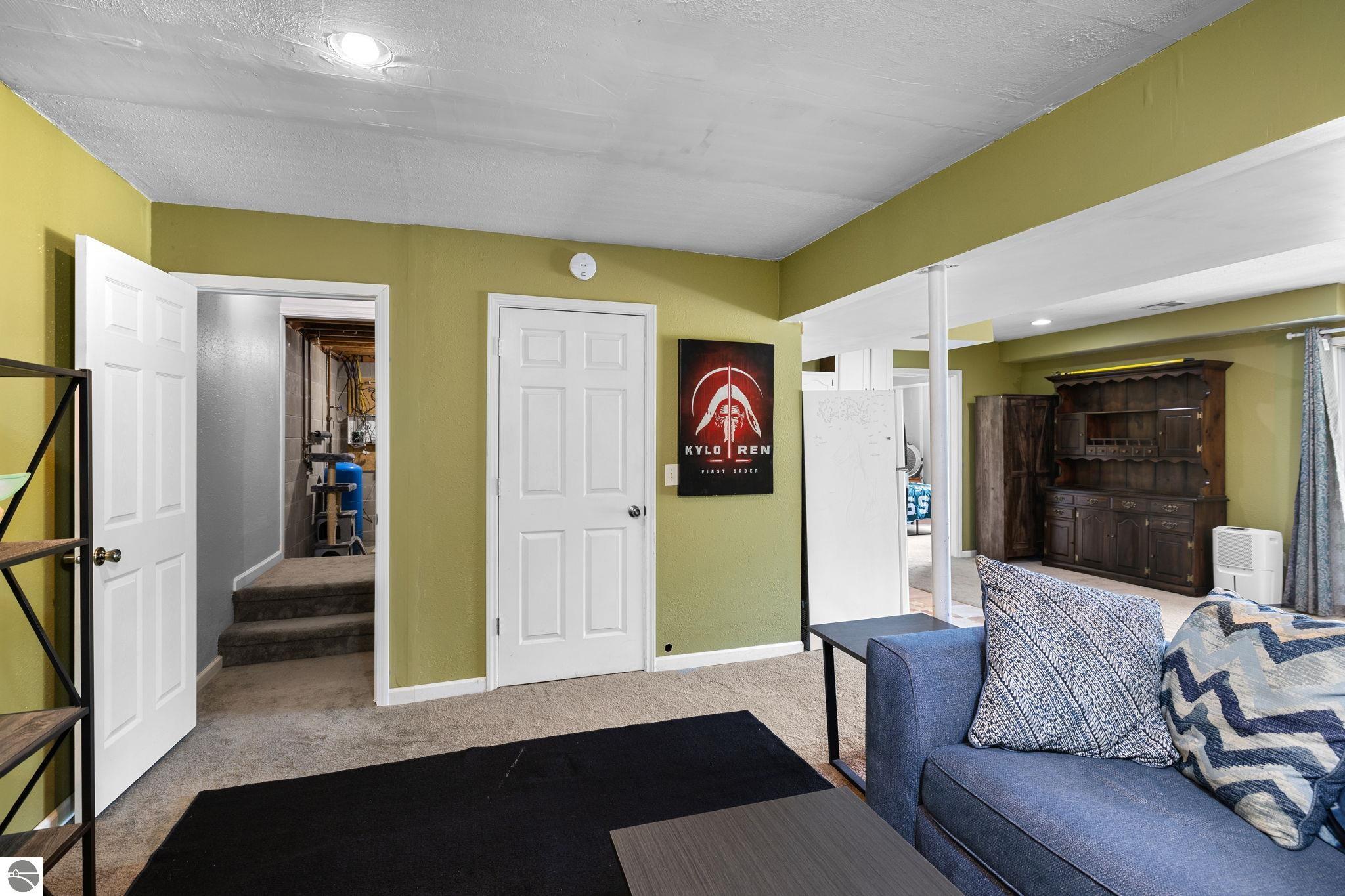 8433 Dell Road