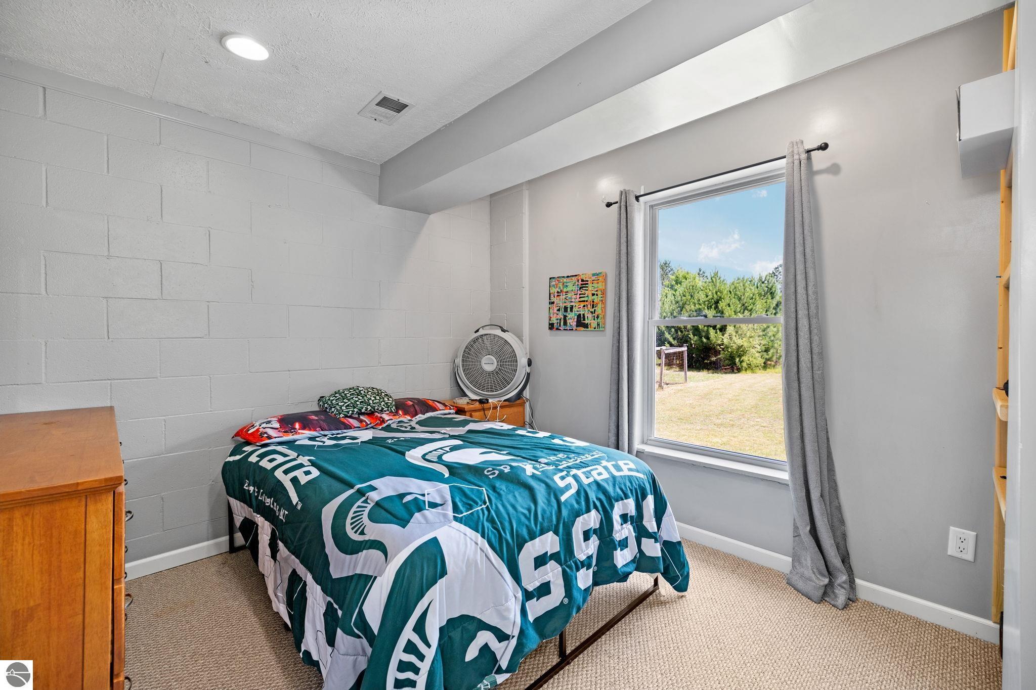 8433 Dell Road
