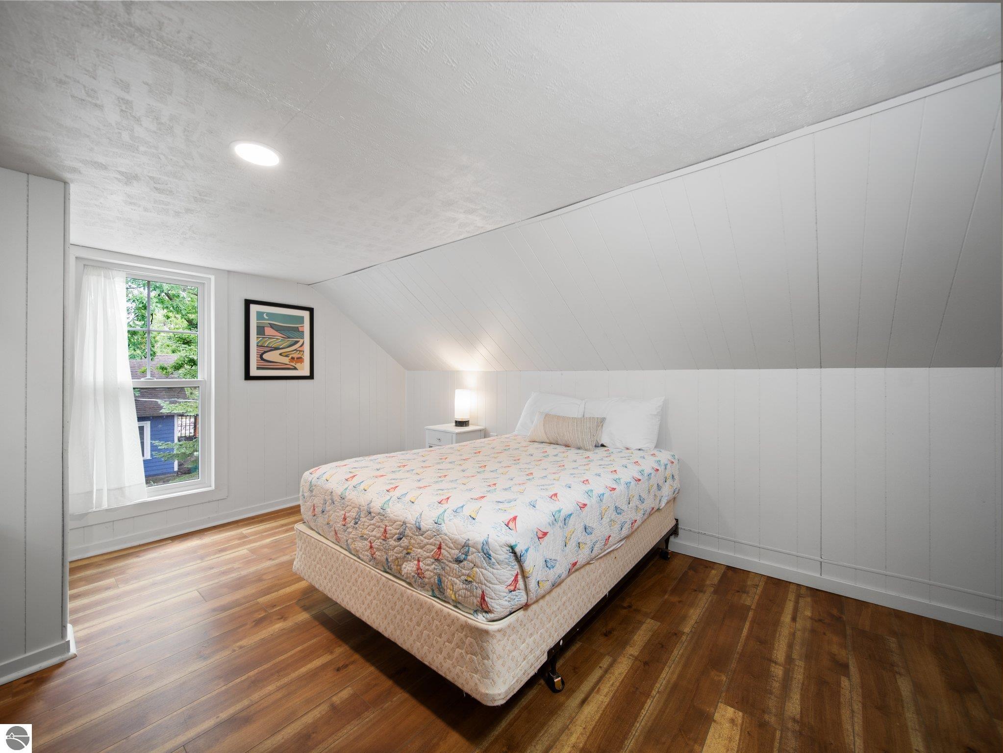 210 E Fourteenth Street