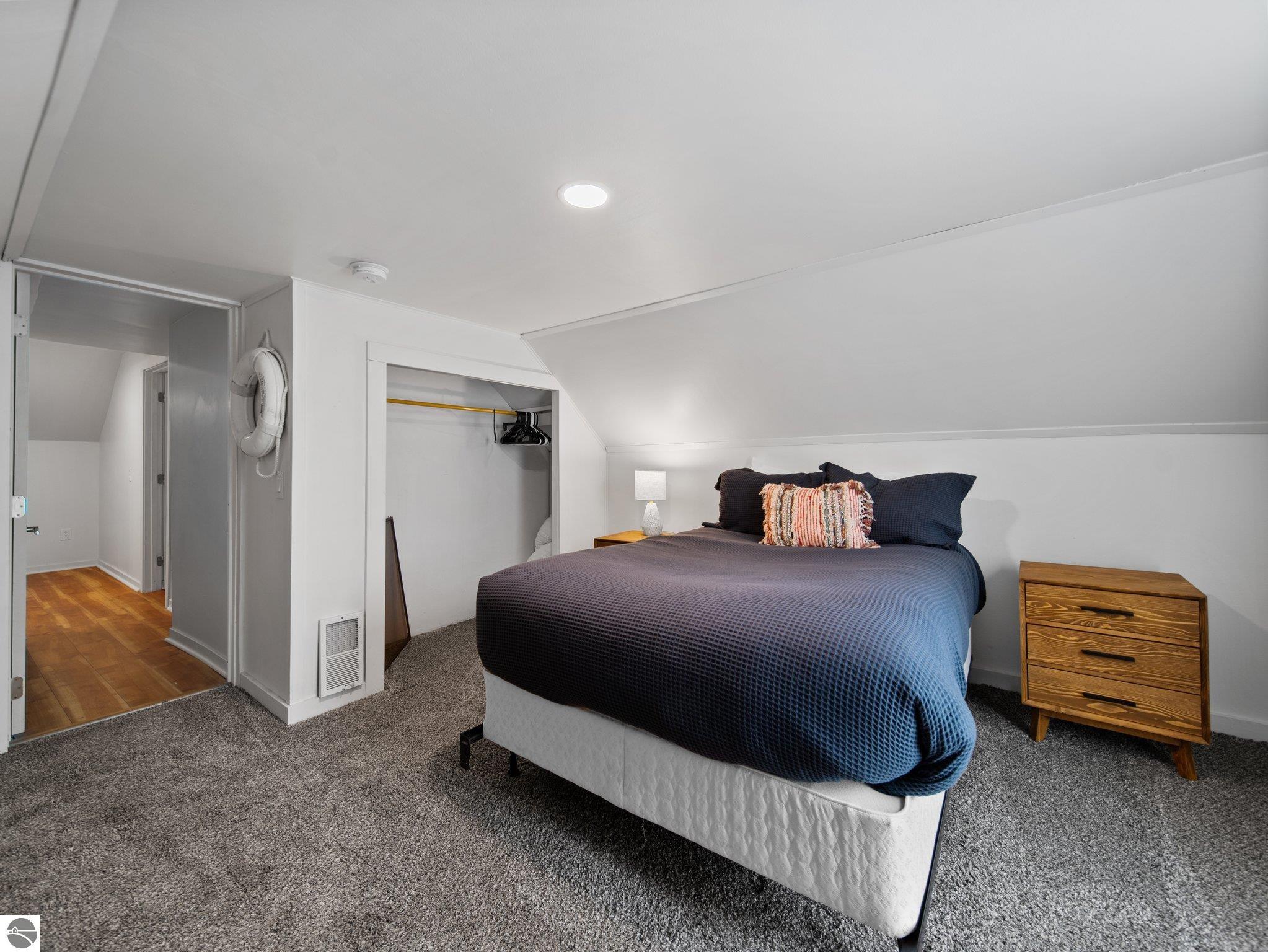 210 E Fourteenth Street