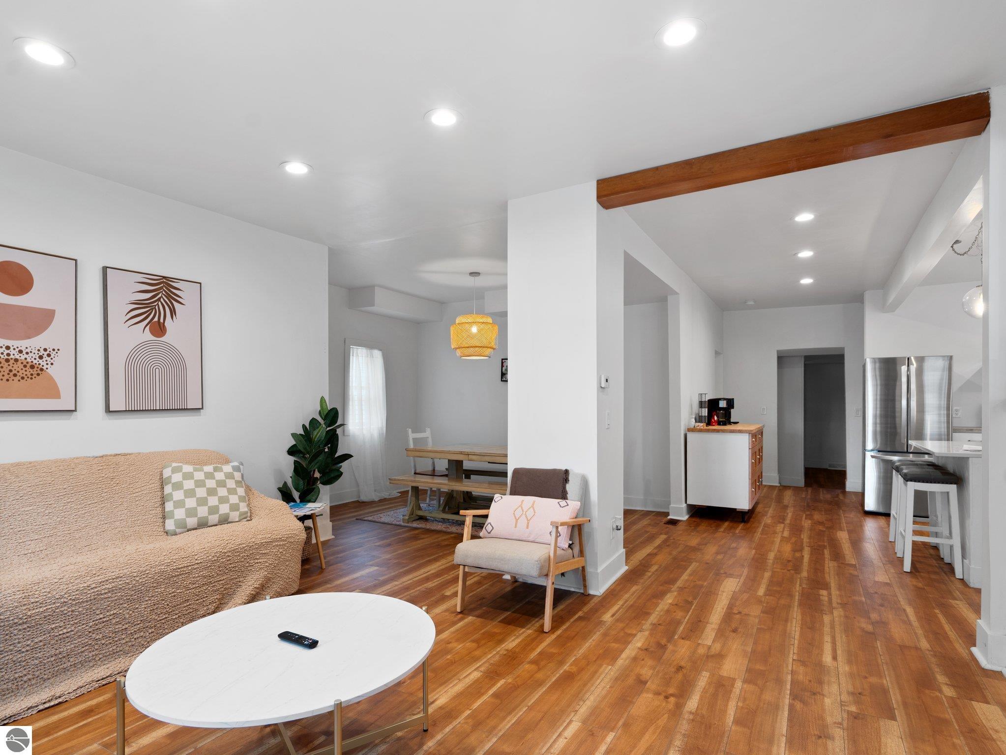 210 E Fourteenth Street