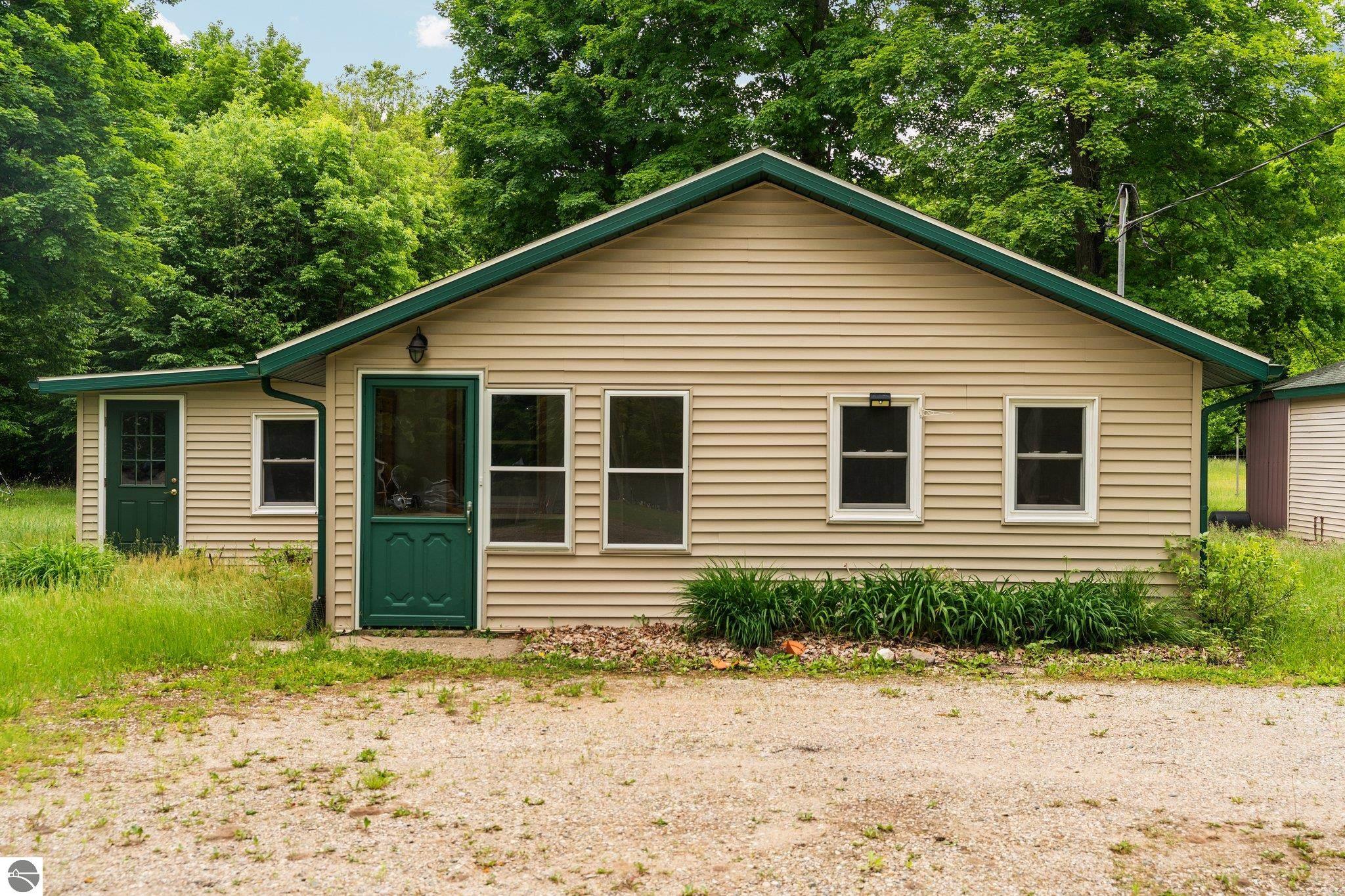 3007 Lund Road, Sw