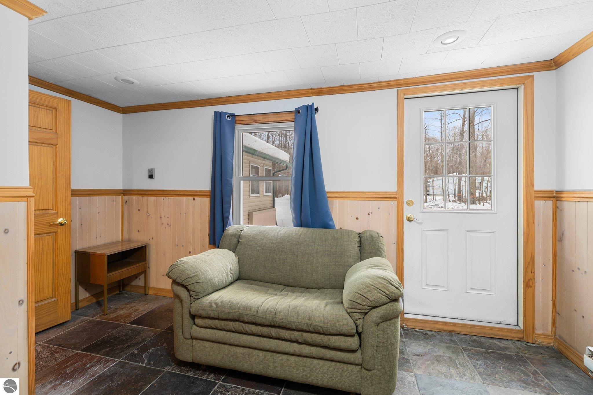 3007 Lund Road, Sw