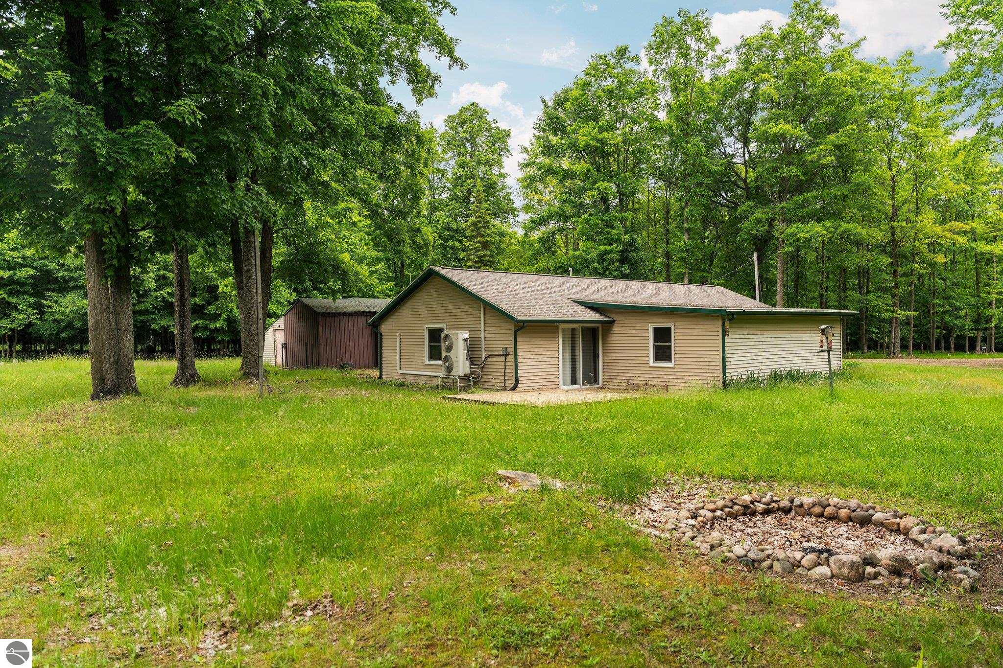 3007 Lund Road, Sw