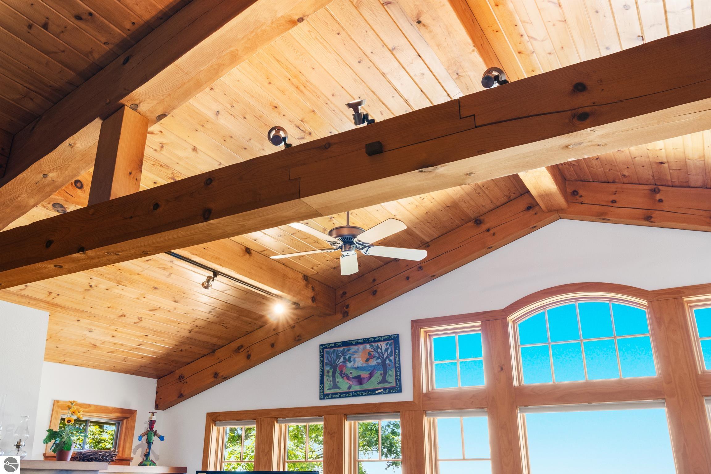 5196 MacKenzie Drive