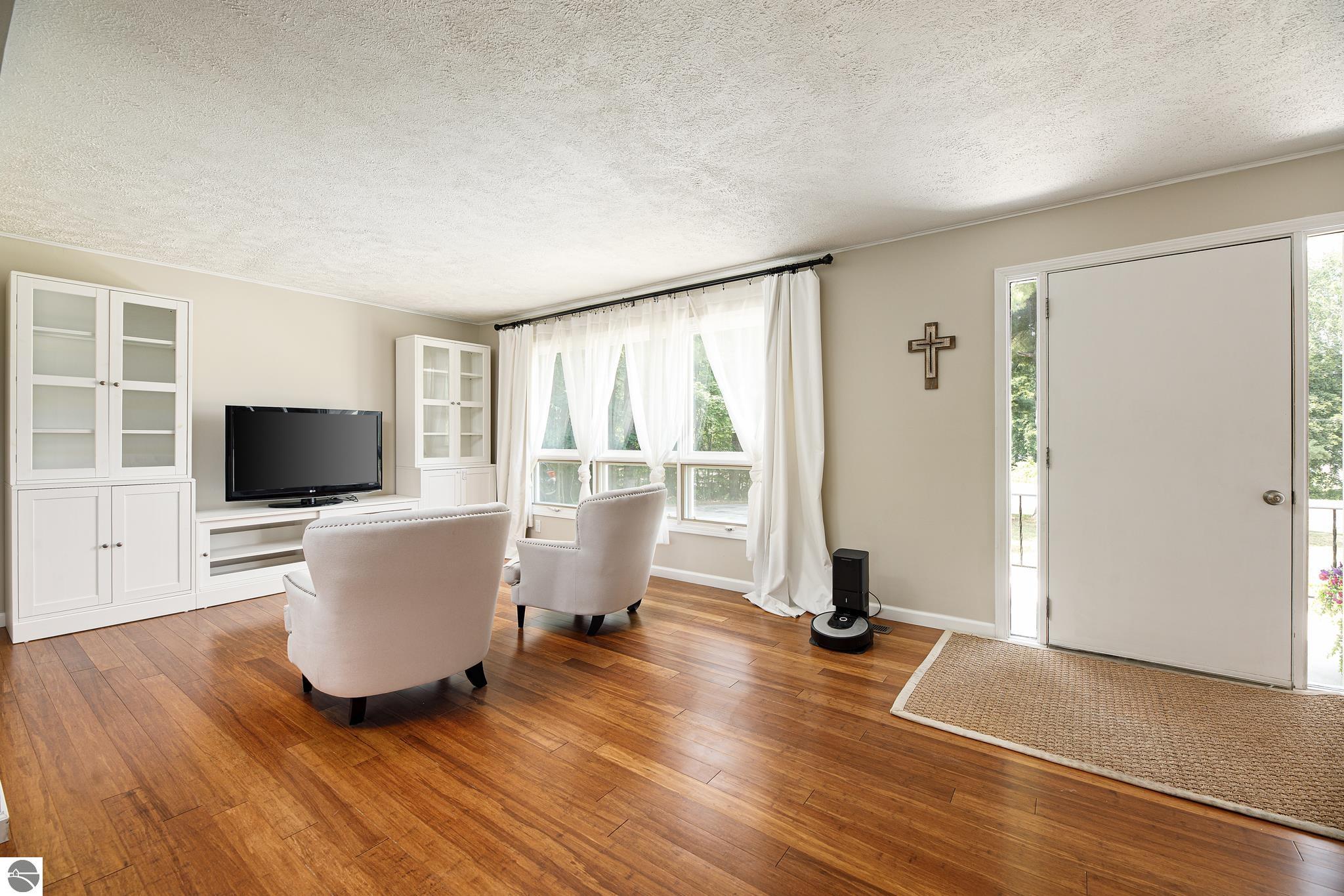 1970 South Long Lake Road