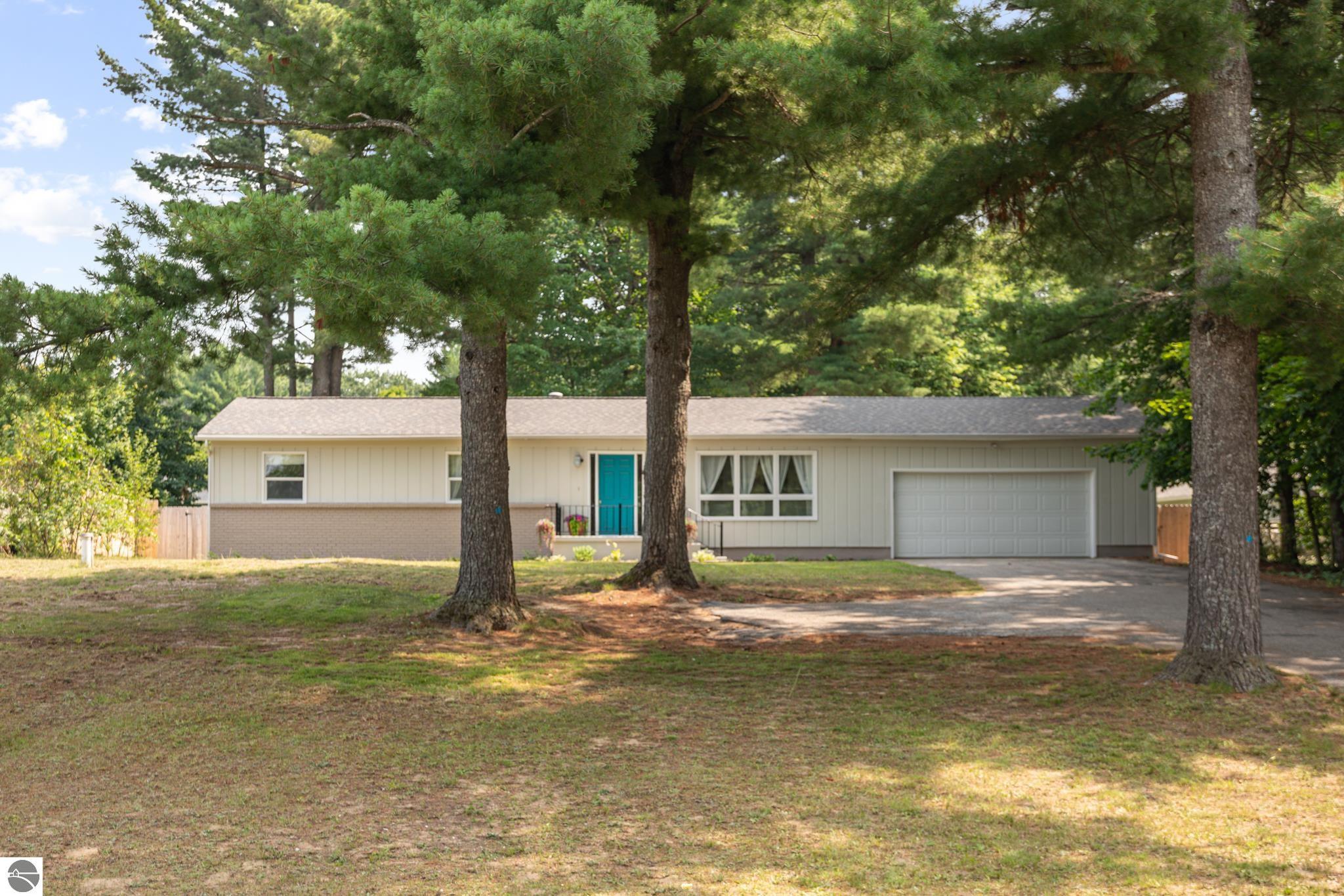 1970 South Long Lake Road