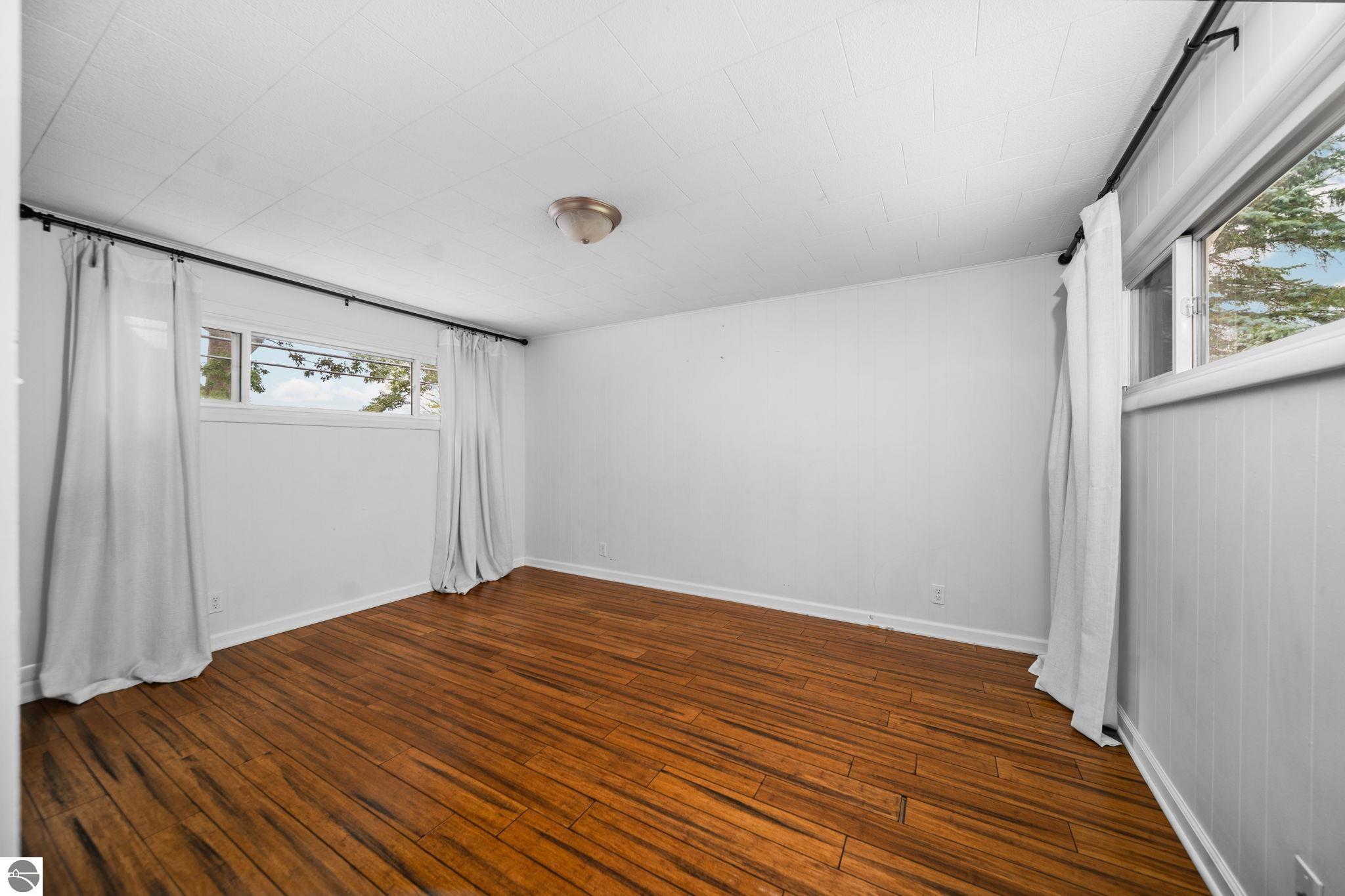 7764 S Outer Drive