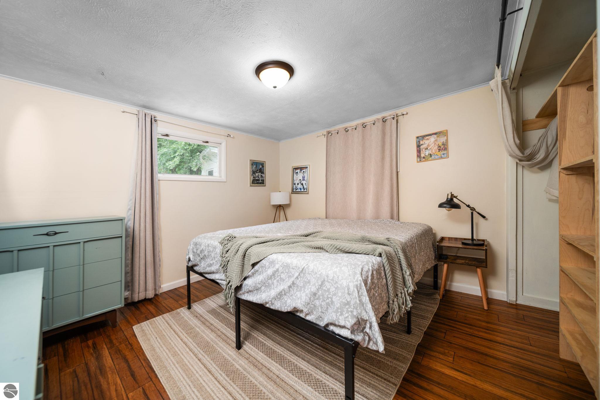 7764 S Outer Drive