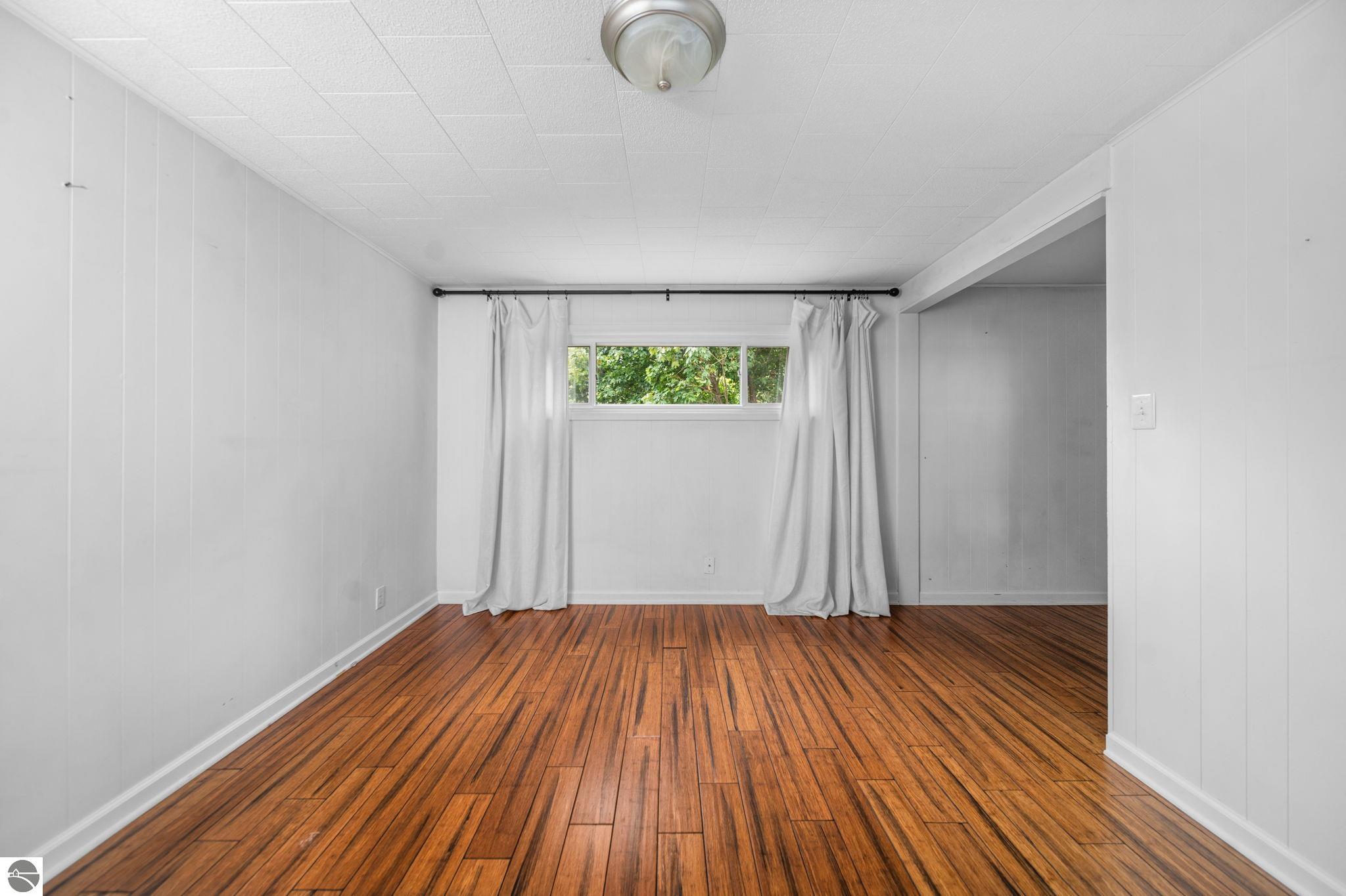 7764 S Outer Drive