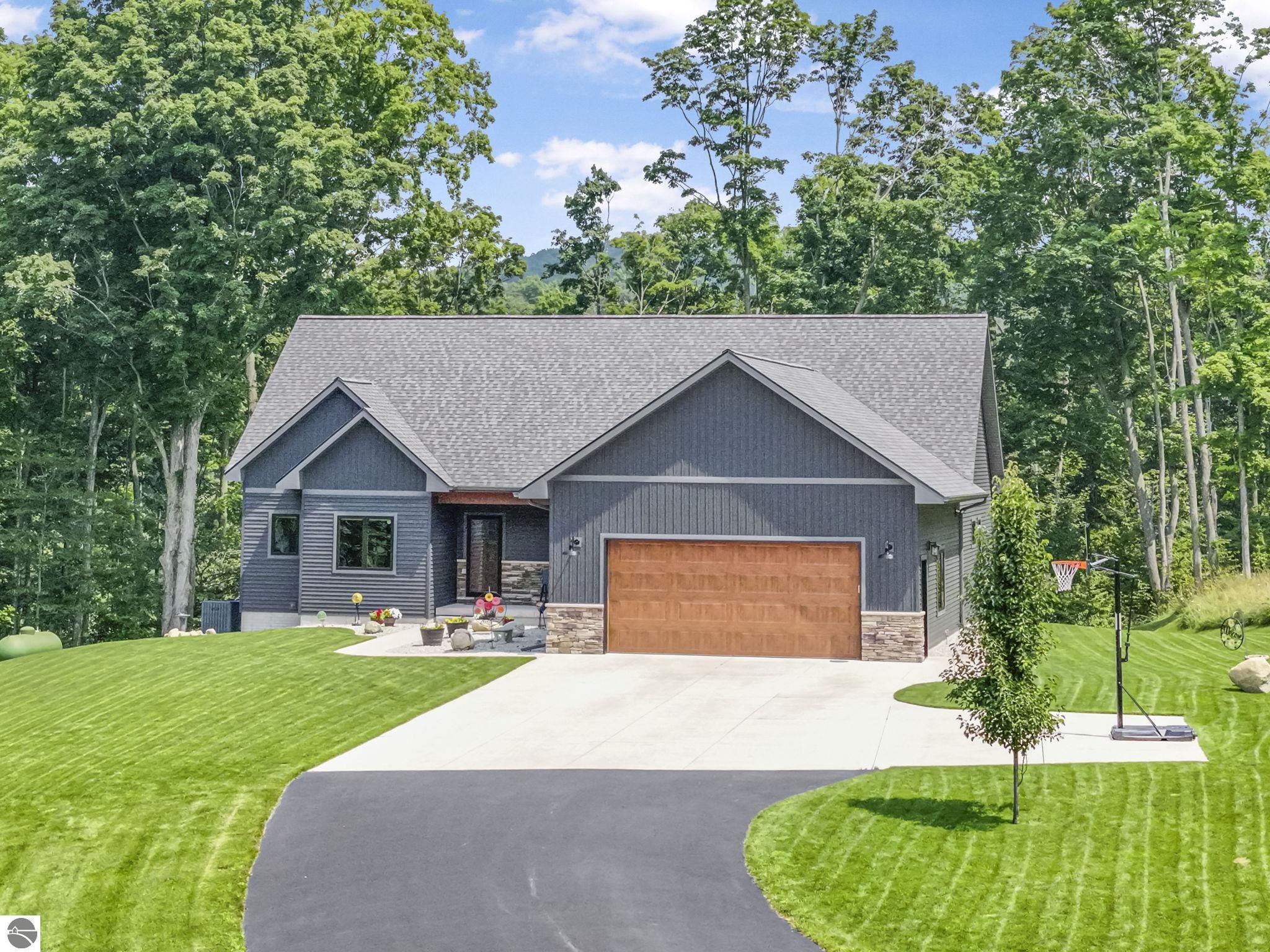6238 E Gallivan Road, Cedar